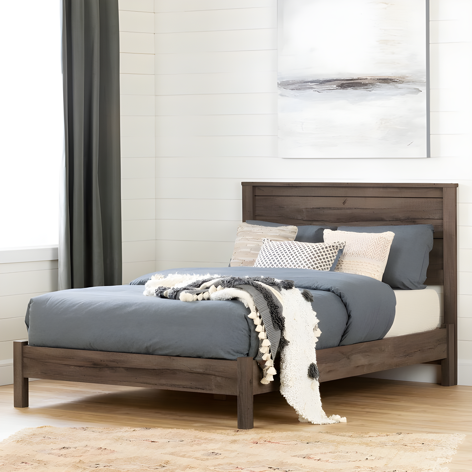 Fynn Platform Bed