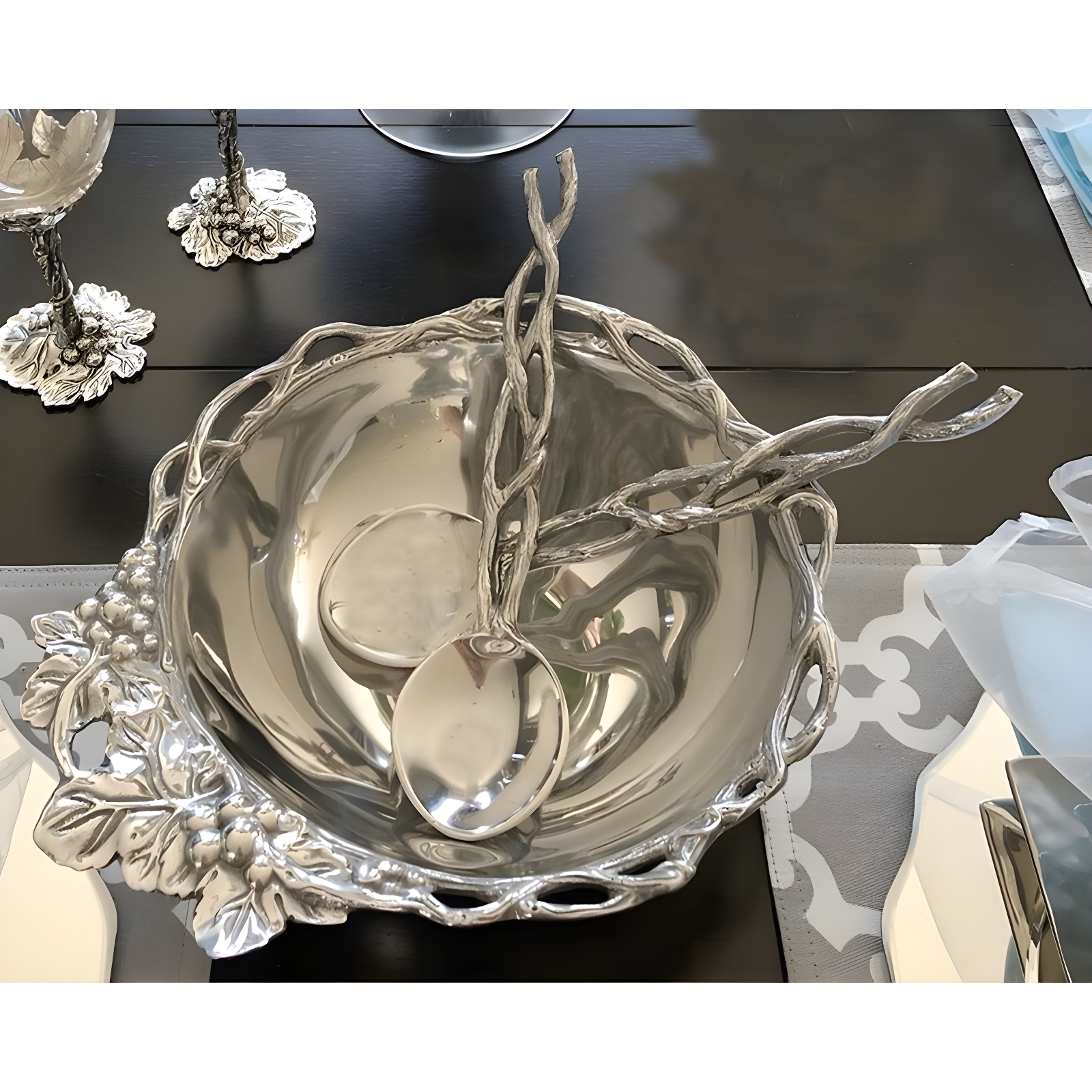 Arthur Court Designs Grape Aluminum Salad Bowl (Set of 3)