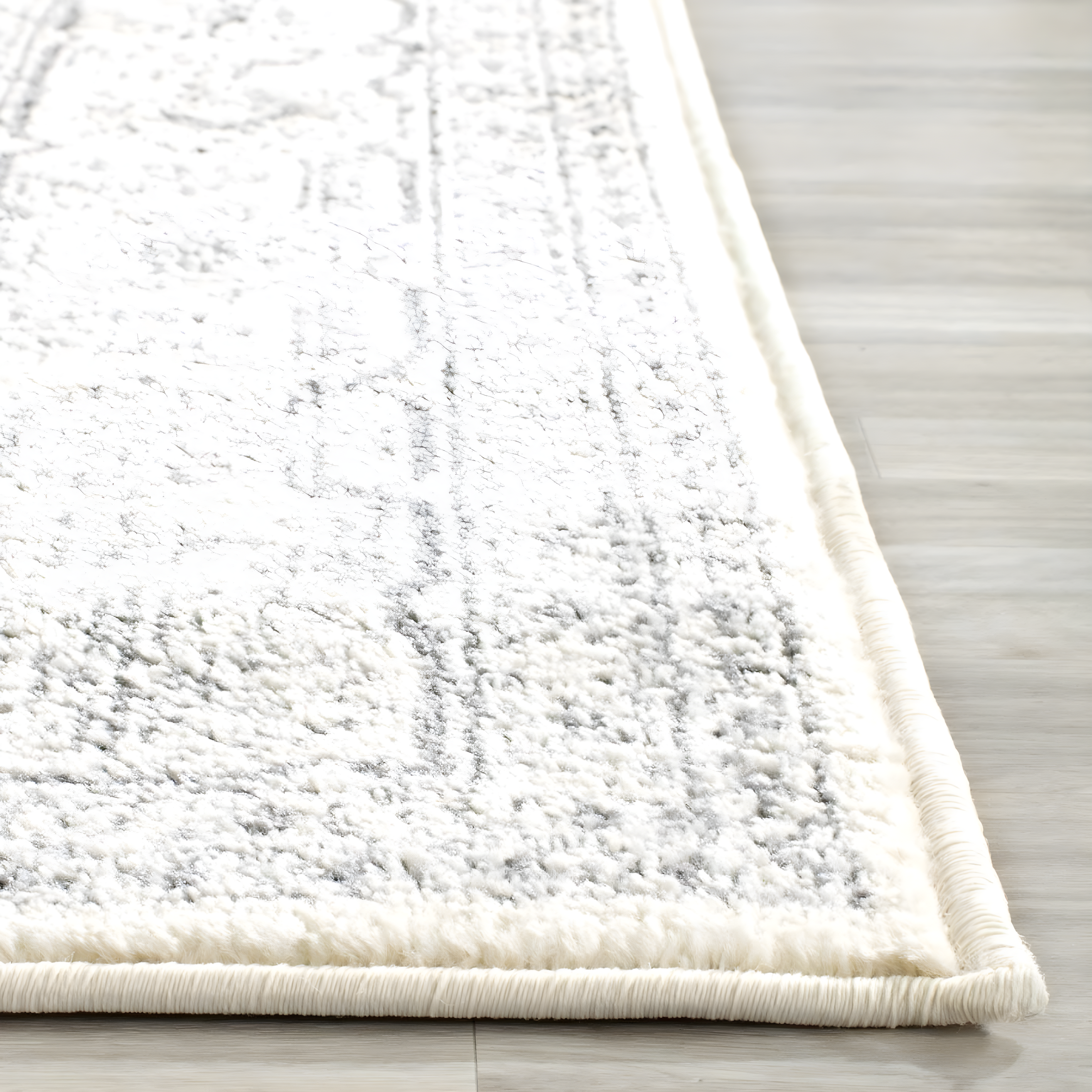 Adirondack ADR108 Power Loomed Runner Rug - Ivory/Silver - 2'6"x18' - Safavieh.