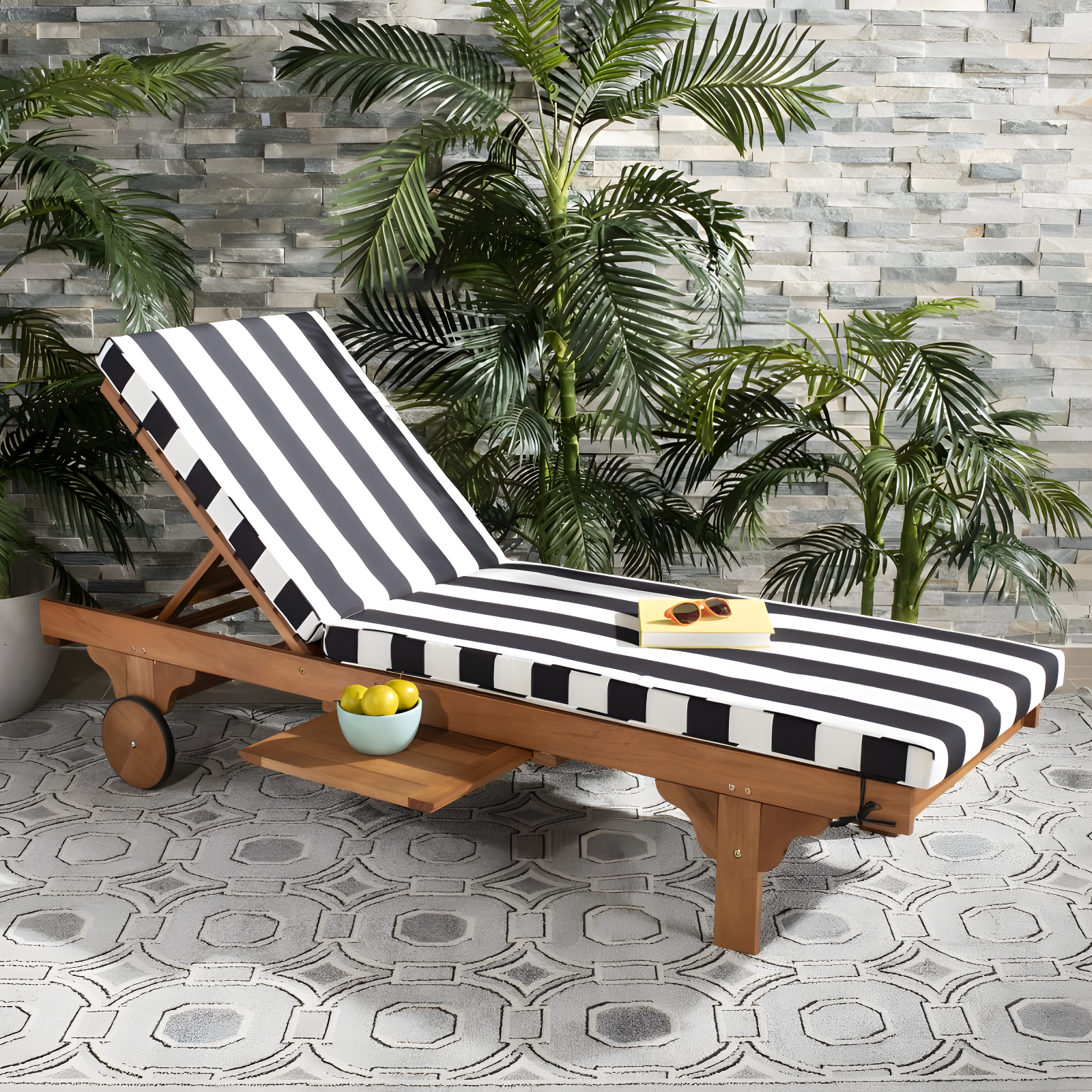 Newport Lounge Chair - Outdoor - PAT7022 - Natural/Black Stripe -Safavieh