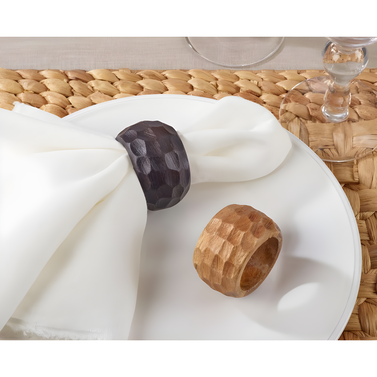 Saro Lifestyle Chunky Wood Dinner Napkin Rings (Set of 4), Coffee