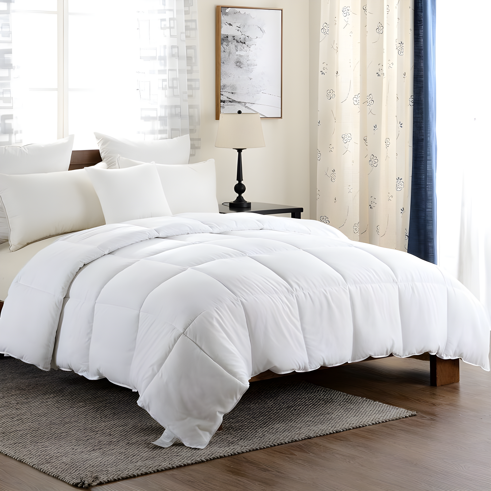 Alwyn Home Tanna All Season Microfiber Down Alternative Comforter