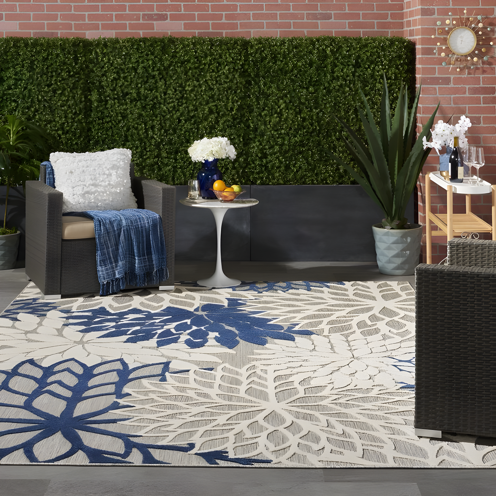 Nourison Aloha Floral Bloom Flatweave High-Low Indoor Outdoor Area Rug Ivory/Navy 7'10" x 10'6"