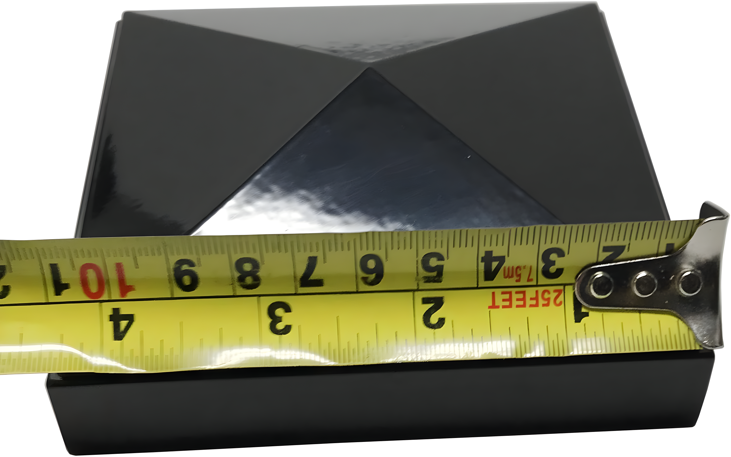 Tapa de Poste Piramidal de Aluminio de 4" x 4" para Postes de Metal - Ajuste a Presión - Negro