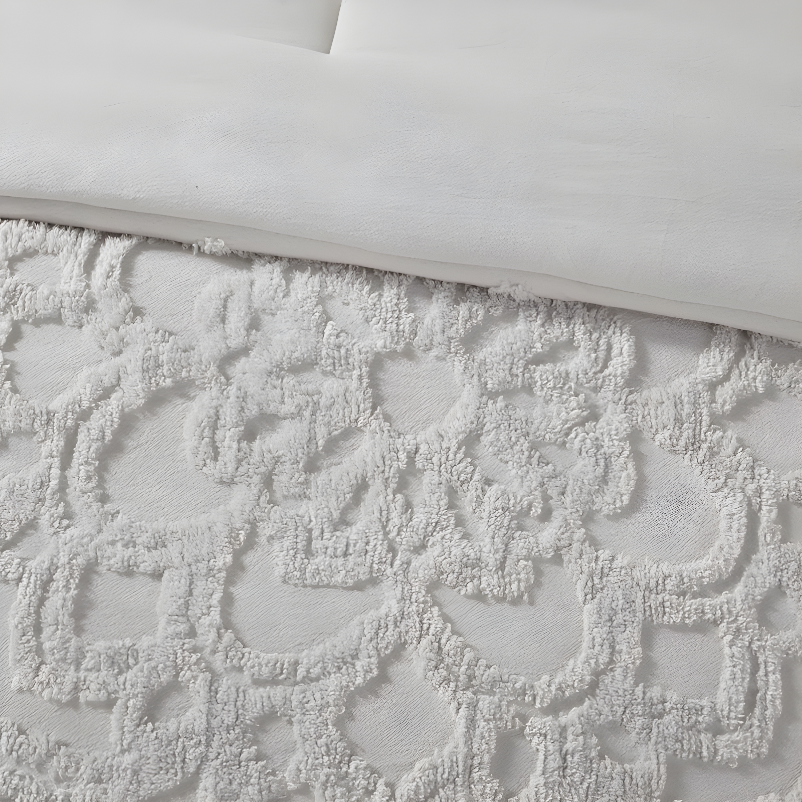 510 Design Everly 3 Piece Tufted Woven Medallion Comforter Set