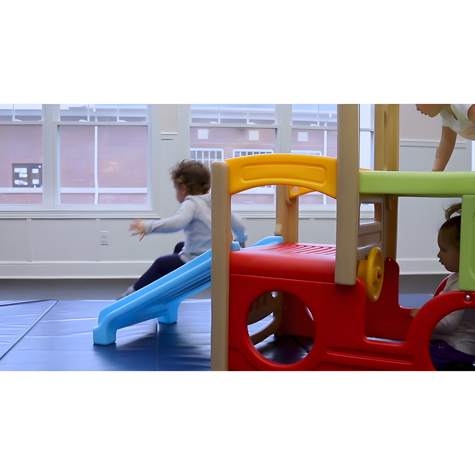 Simplay3 Young Explorers Indoor/Outdoor Adventure Climber