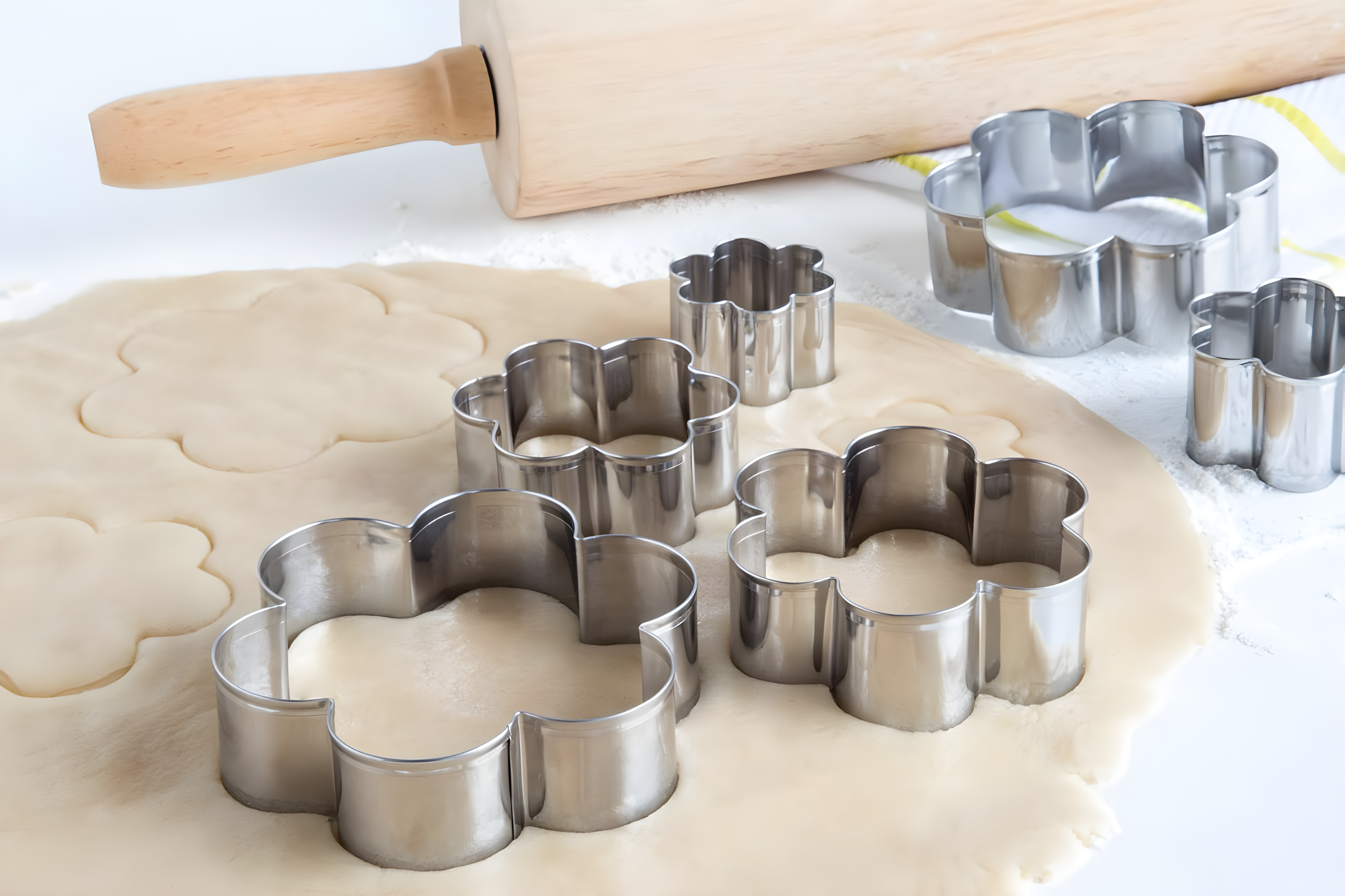 Fox Run Brands Fox Run Brands 6 Piece Flower Cookie Cutter Set