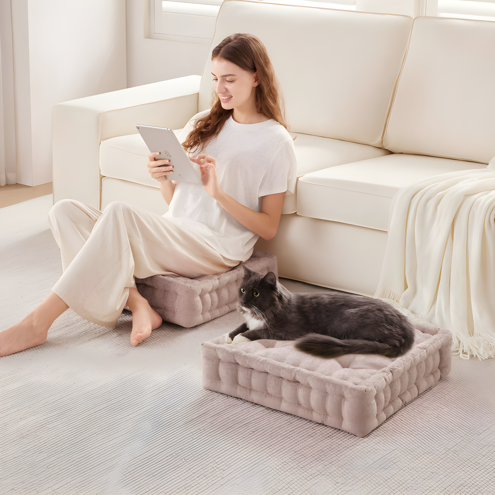 Intelligent Design Azza Poly Chenille Square Floor Pillow Cushion