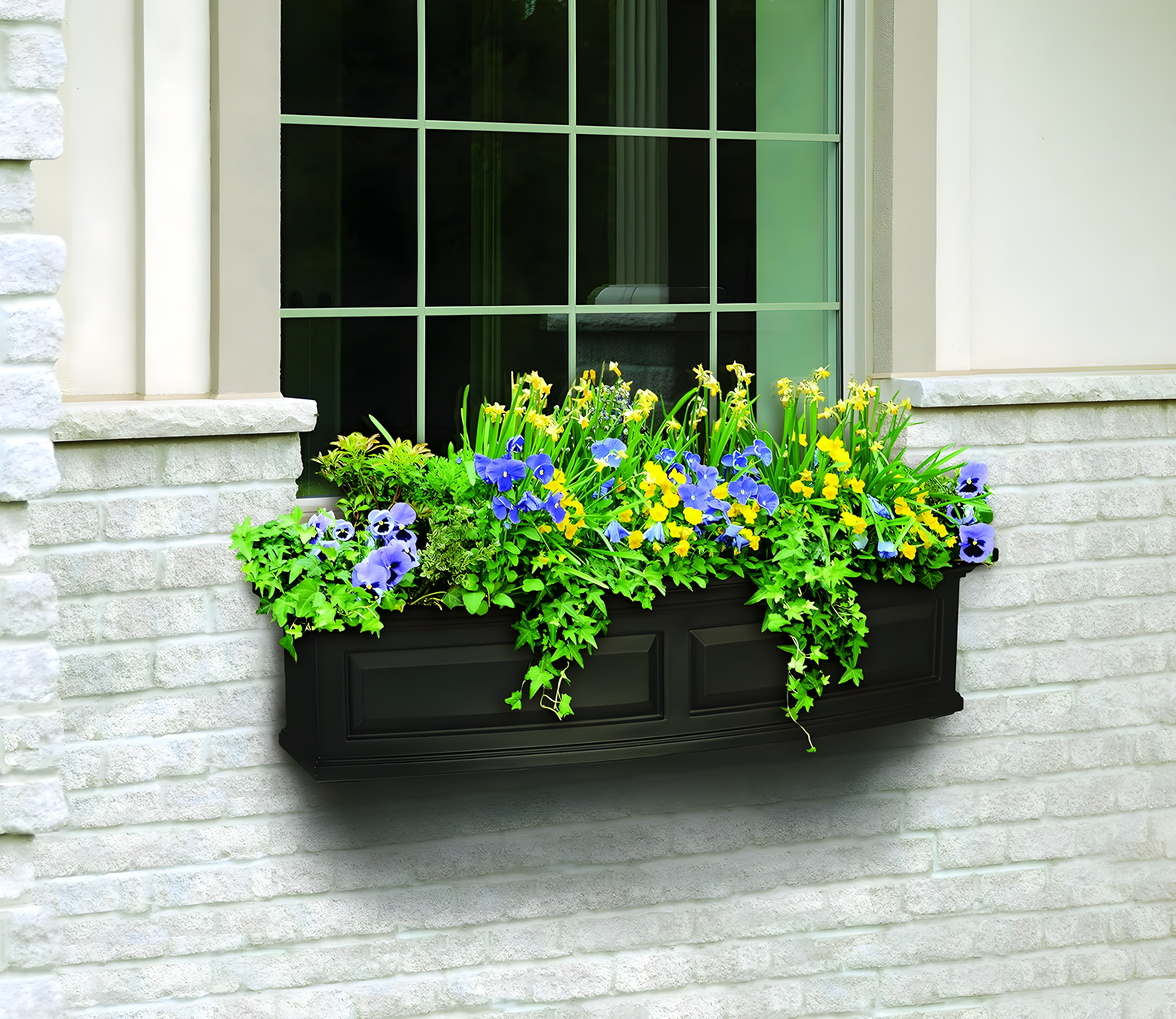 Nantucket Resin Window Box with Water Reservoir