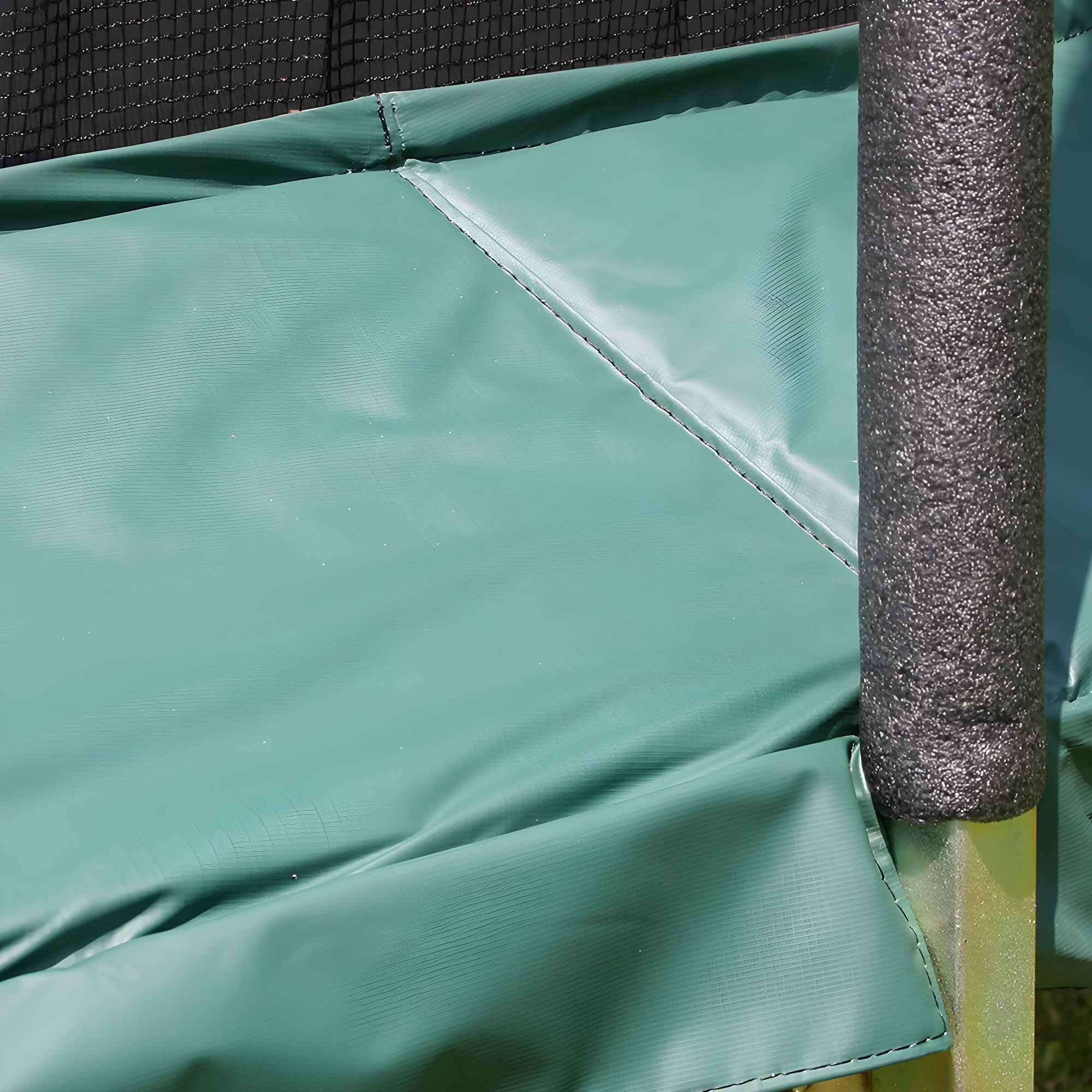 12' Round with Safety Enclosure