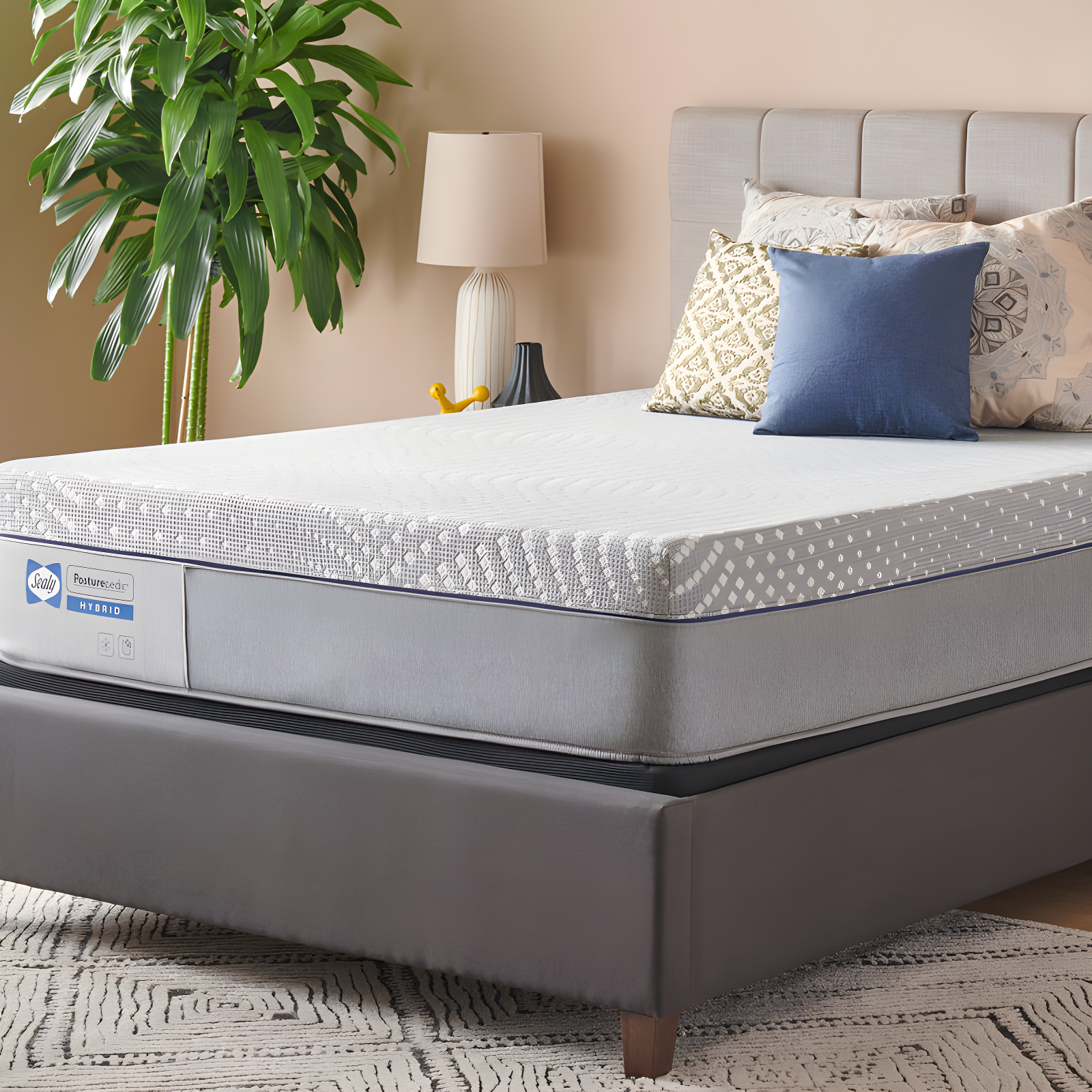 Sealy Posturepedic® Melba Hybrid Mattress Level 3 (12"h)