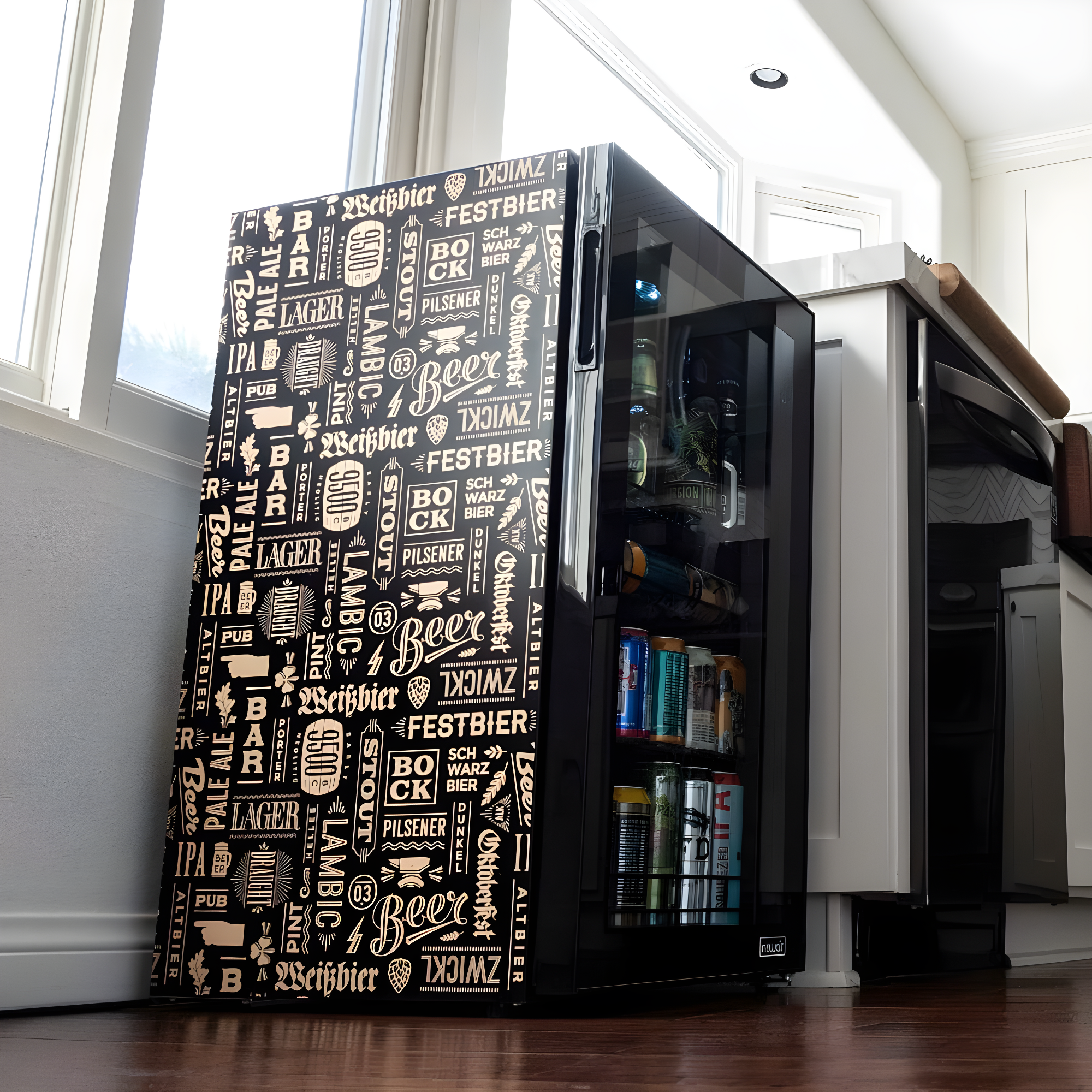 Newair Newair Custom Designed Freestanding 126 Can Beer Fridge with SplitShelf