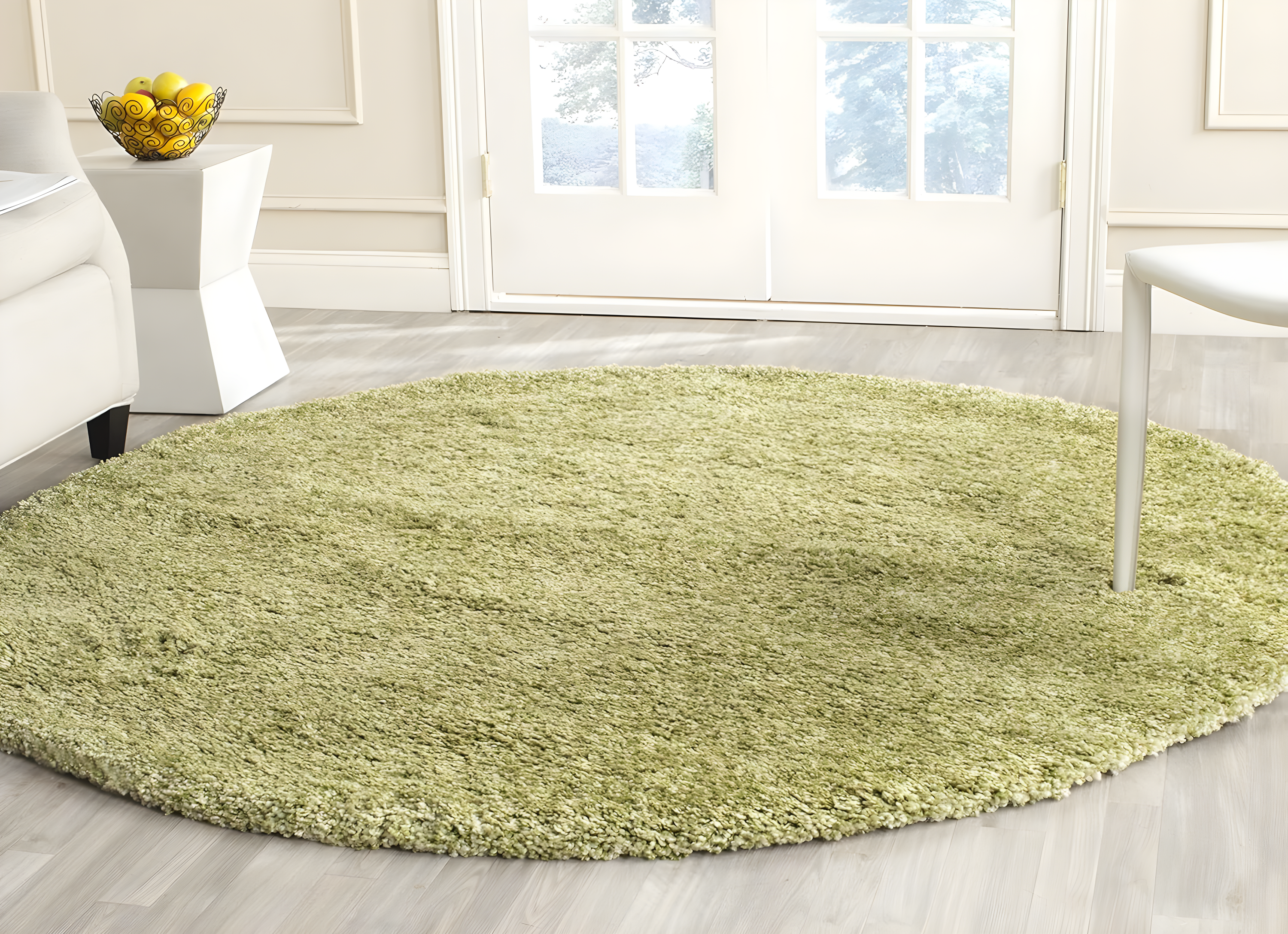 SAFAVIEH California Solid Plush Shag Area Rug, Green, 4' x 4' Round