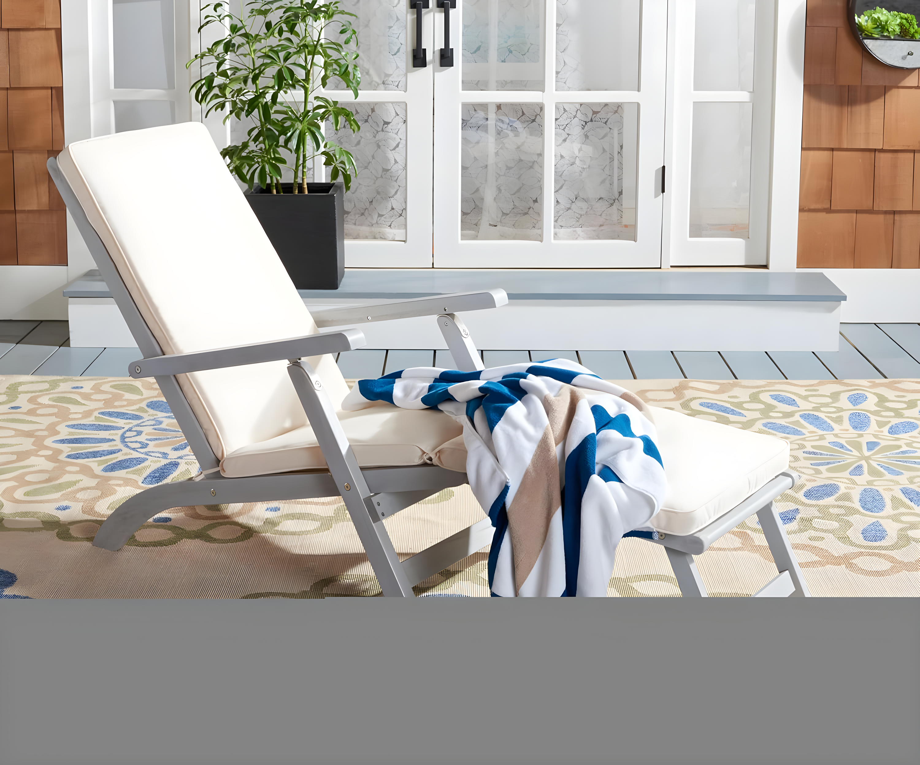 Palmdale Lounge Chair - Outdoor - PAT7015 - Grey/Beige -Safavieh