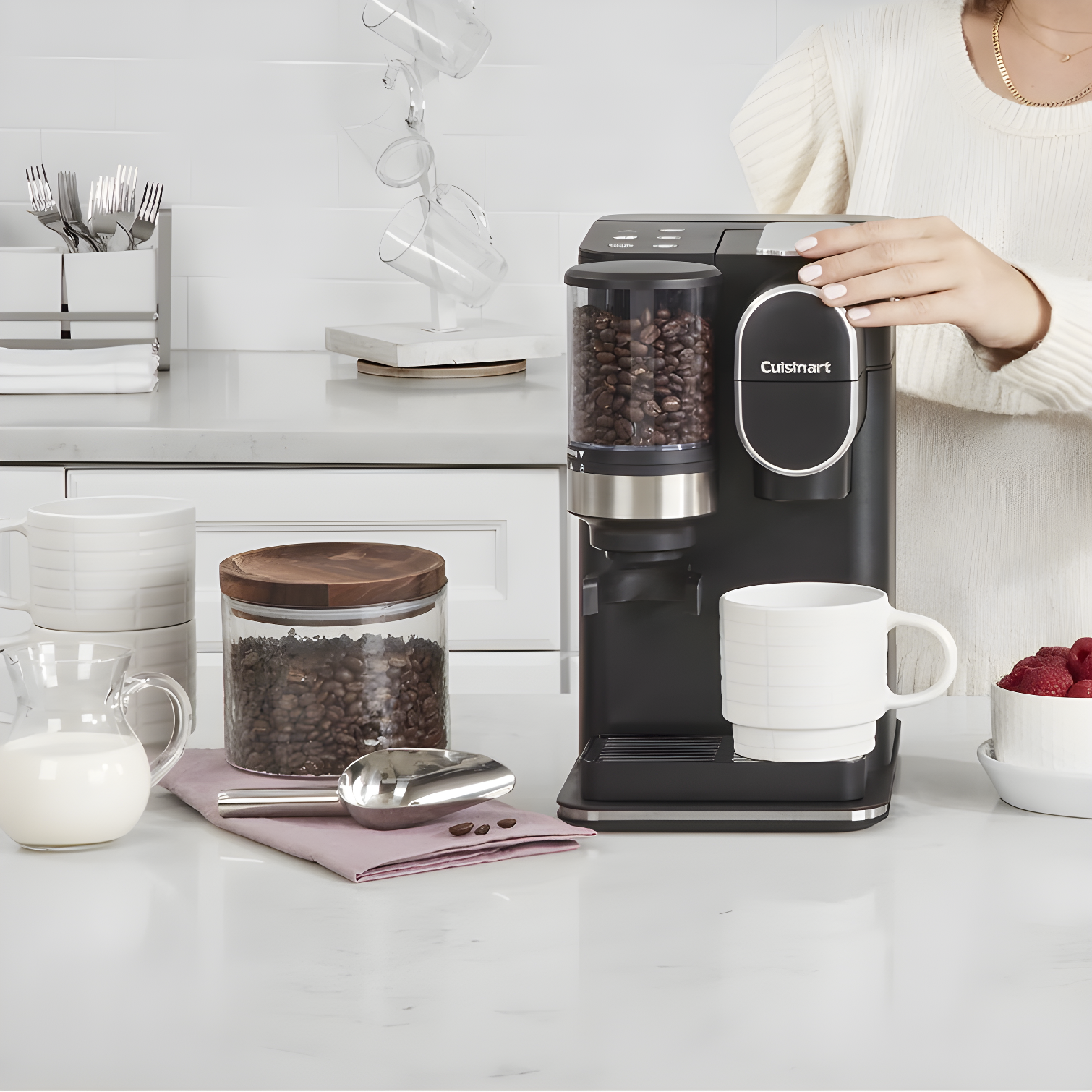 Cuisinart ® Grind & Brew ™ Single-Serve Coffee Maker