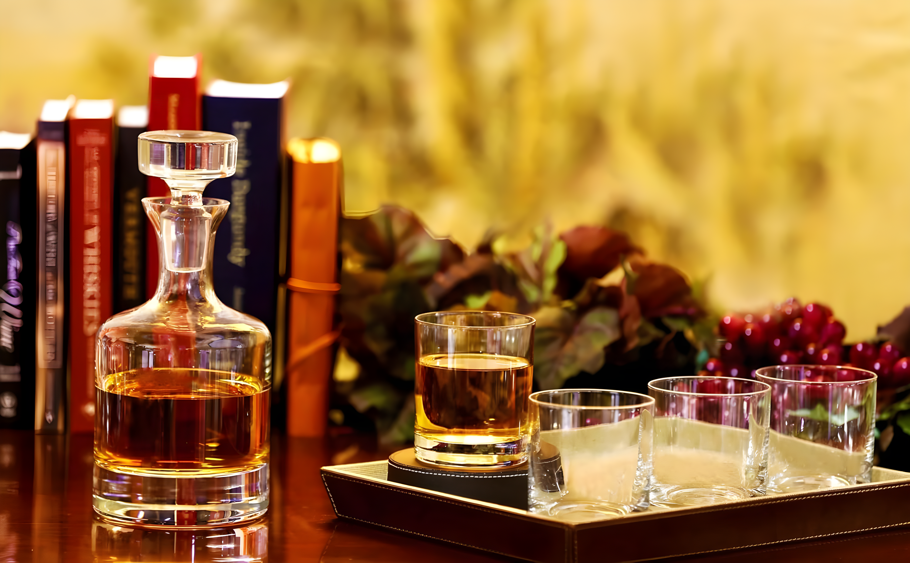 Ravenscroft Crystal Buckingham 38 oz. Whiskey Decanter