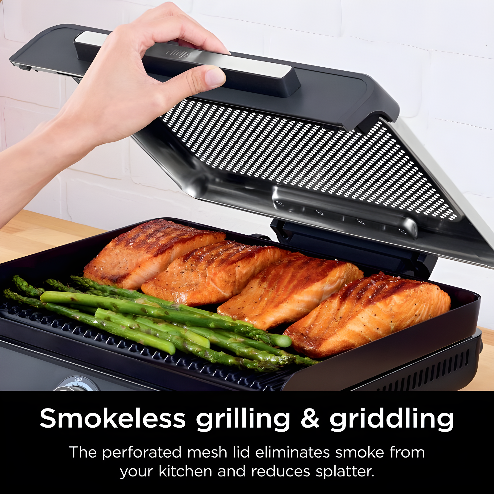Ninja ® Sizzle ™ Smokeless Indoor Grill & Griddle