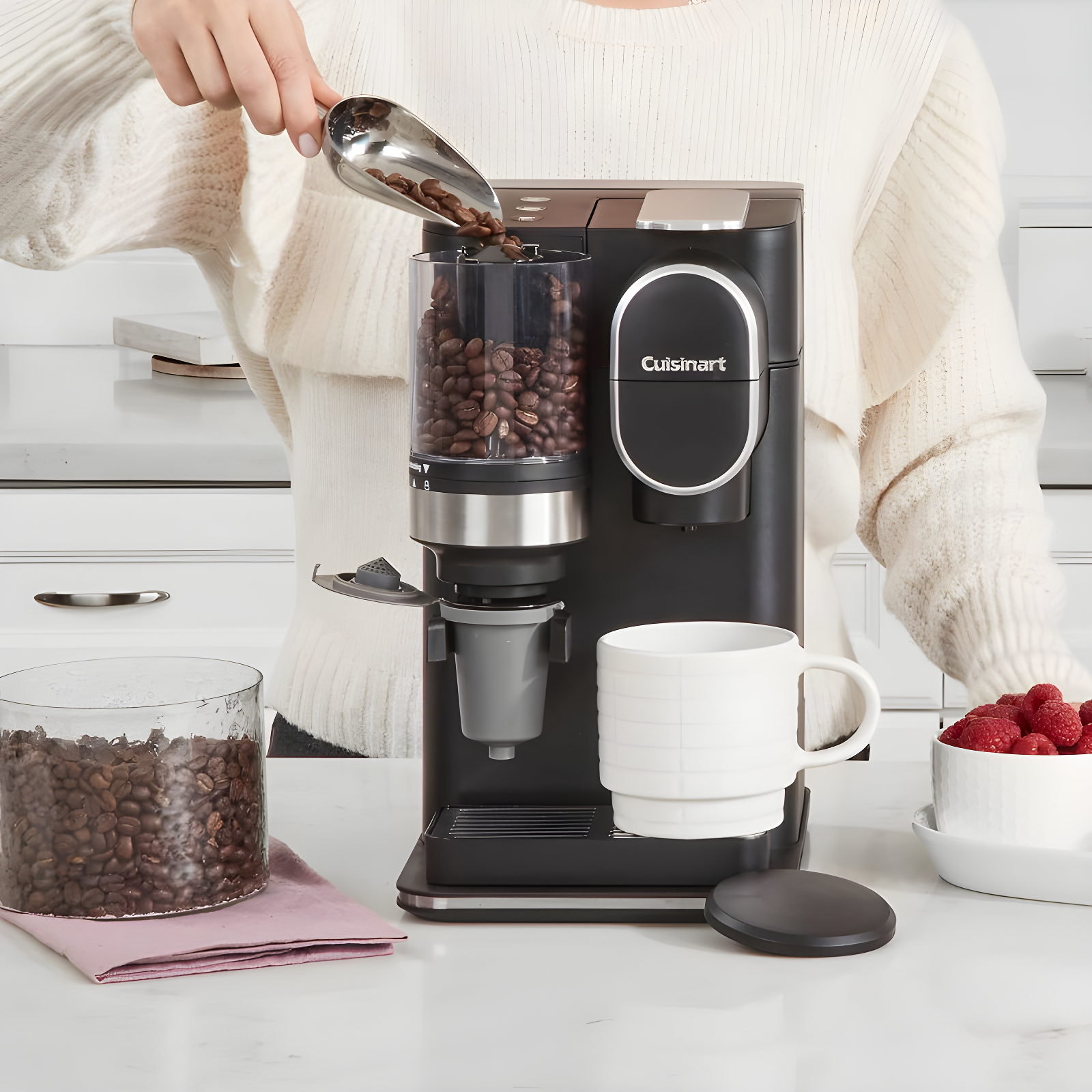 Cuisinart ® Grind & Brew ™ Single-Serve Coffee Maker