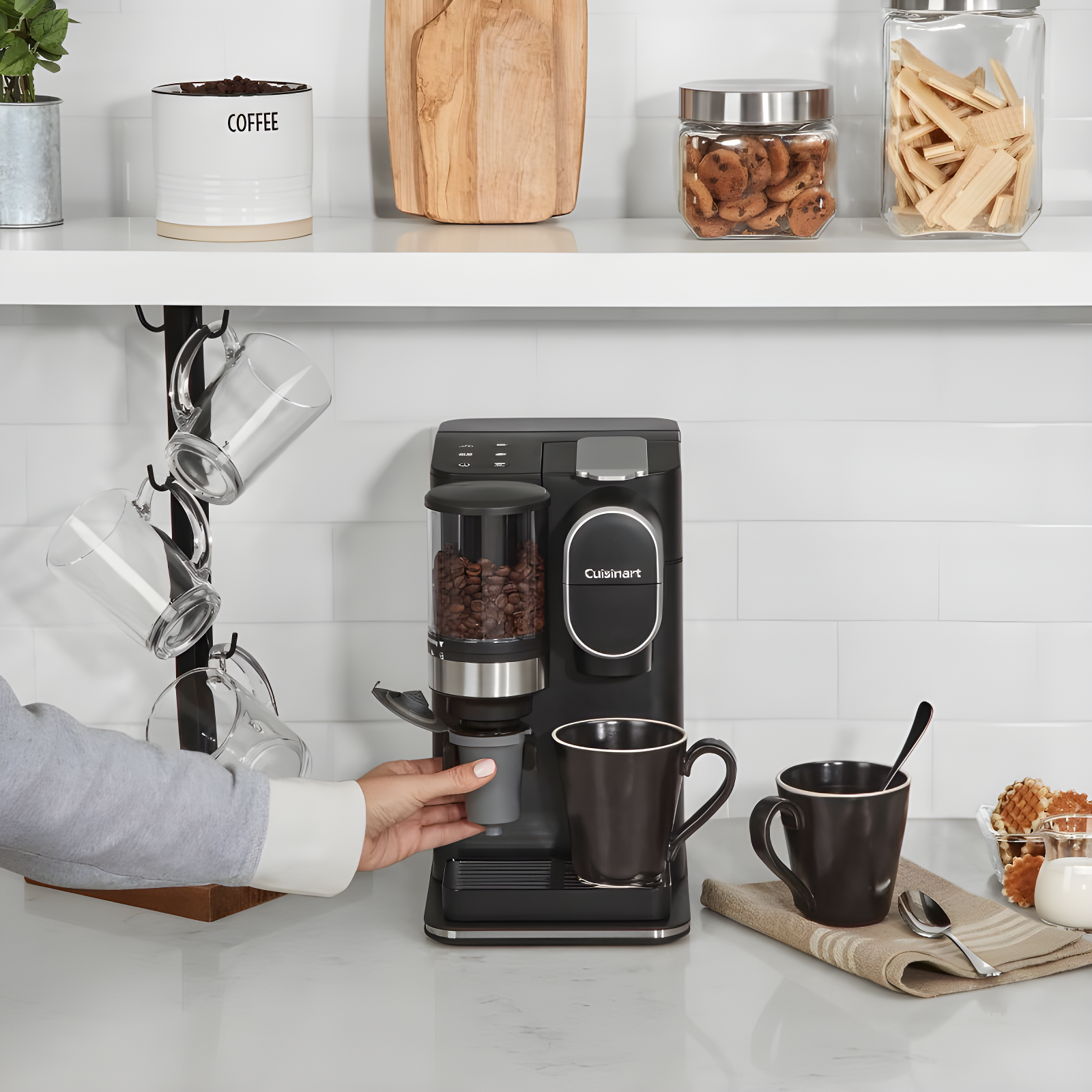 Cuisinart ® Grind & Brew ™ Single-Serve Coffee Maker