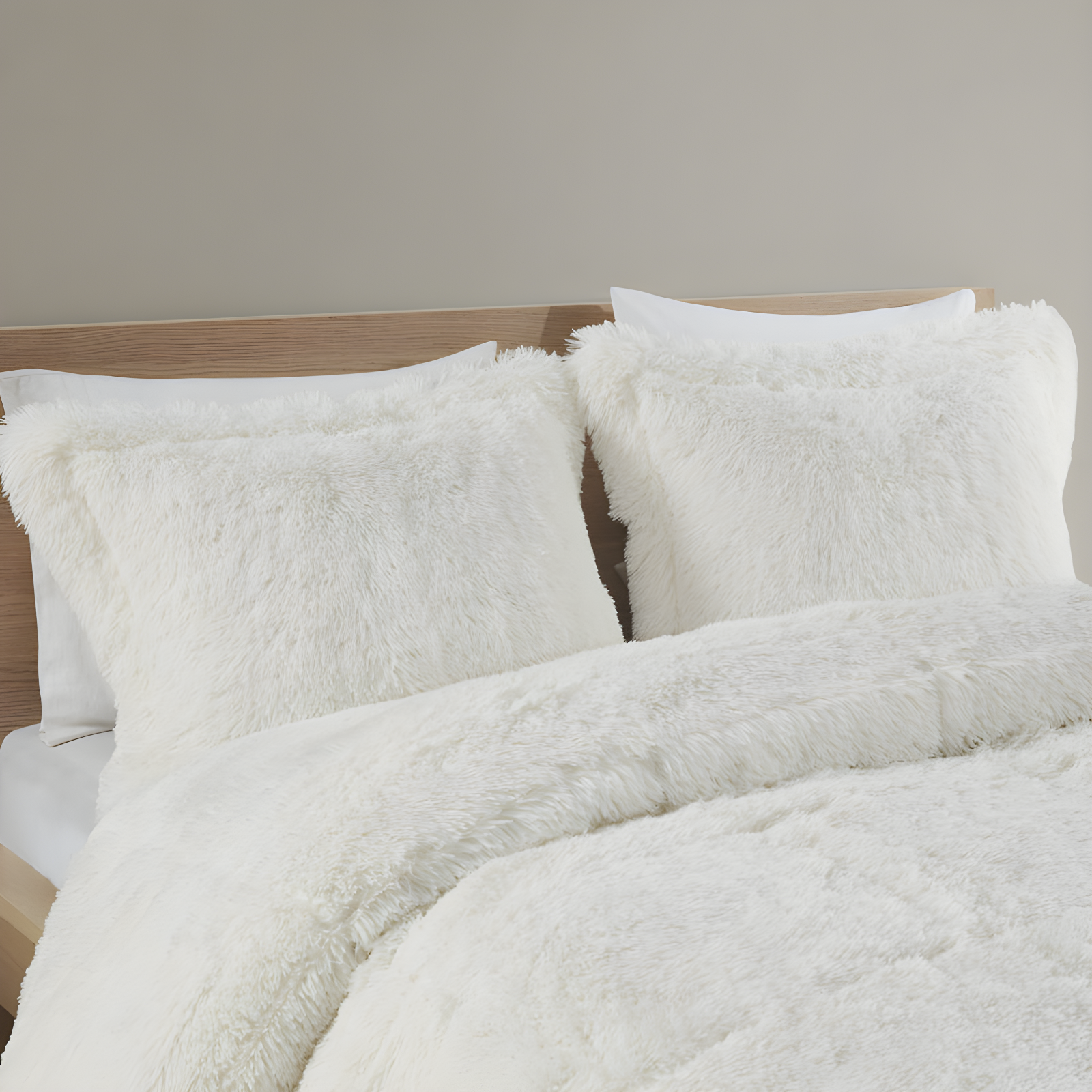 Intelligent Design Malea Shaggy Faux Fur Comforter Mini Set