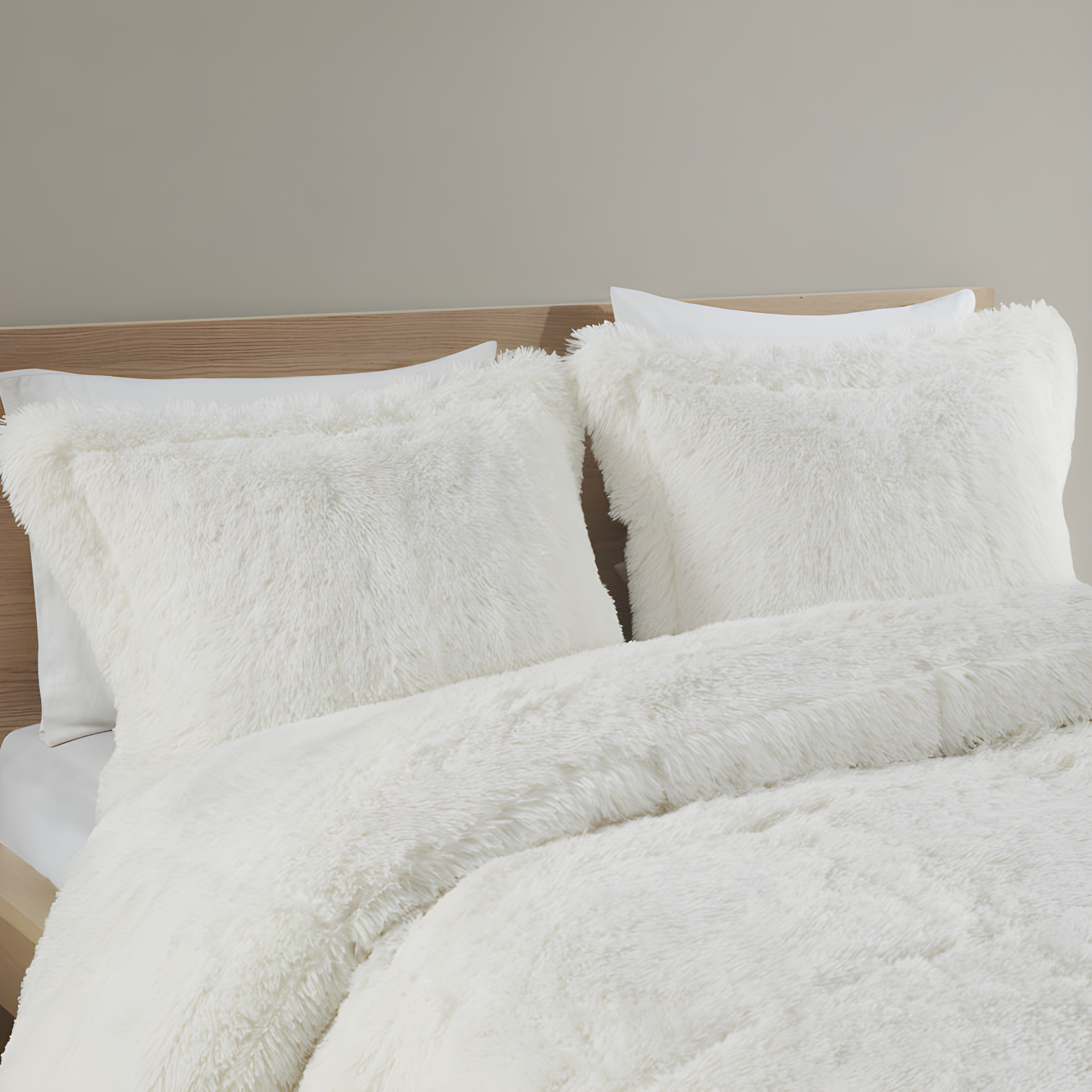 Intelligent Design Malea Shaggy Faux Fur Comforter Mini Set