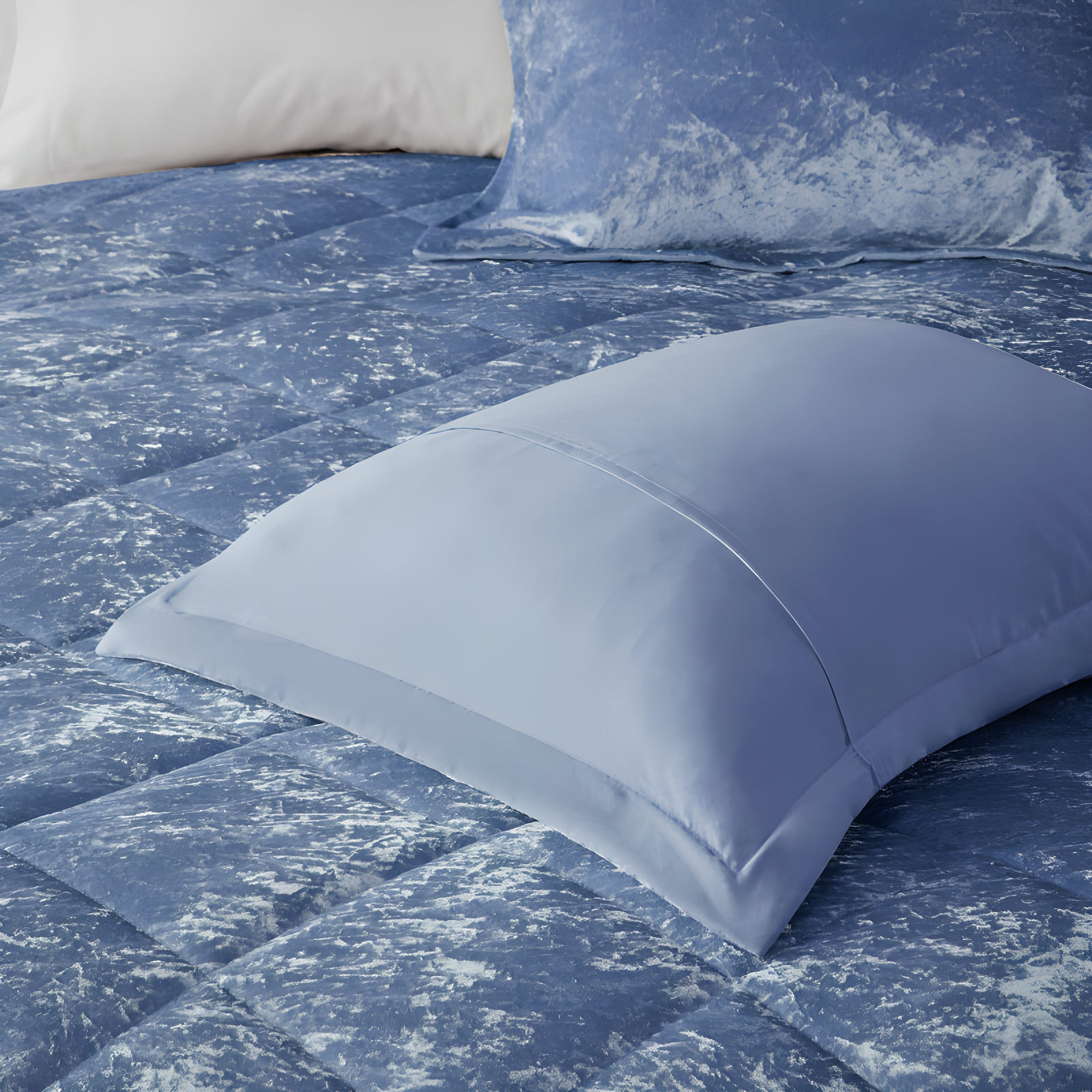 Felicia Crushed Velvet Comforter Set with Throw Pillow