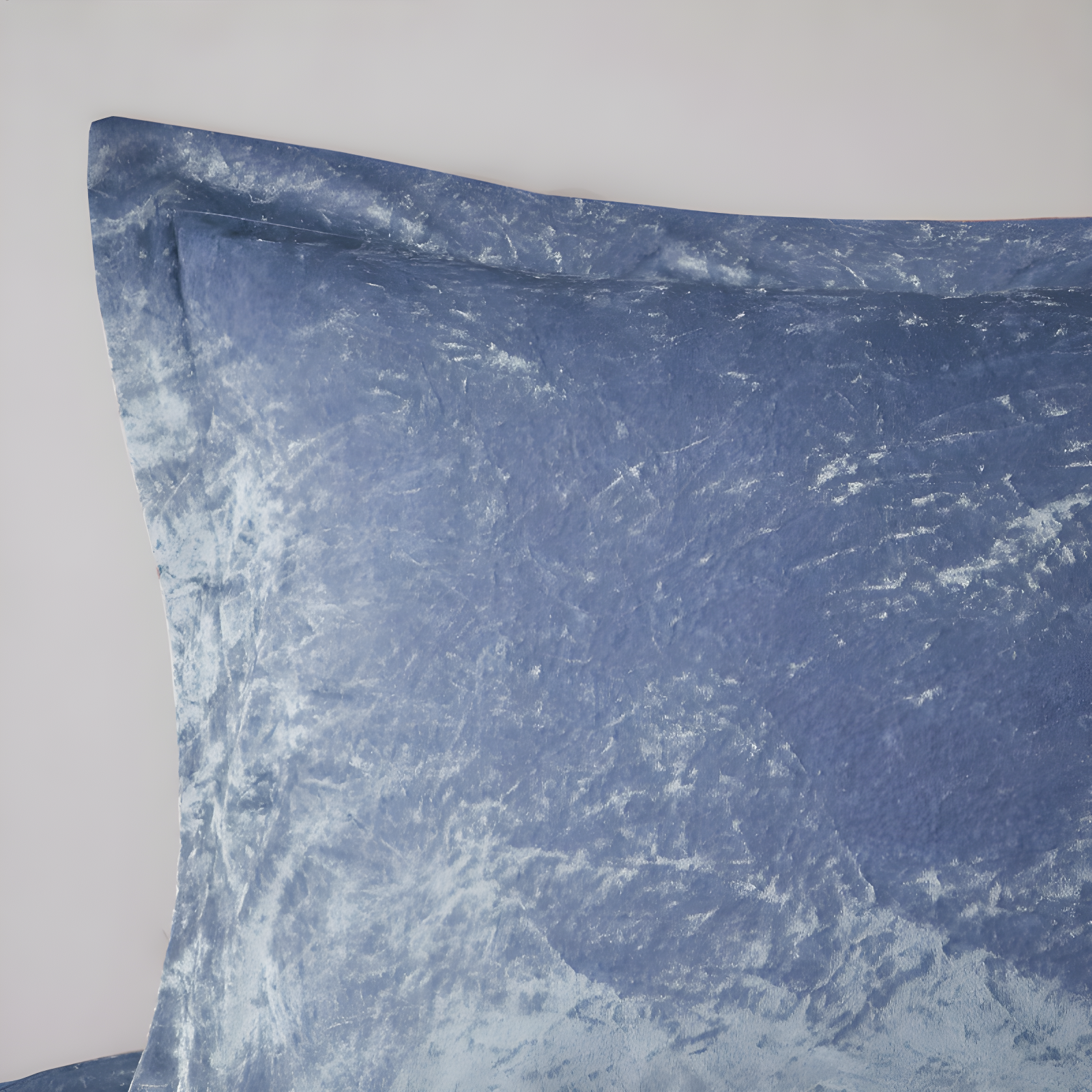 Felicia Crushed Velvet Comforter Set with Throw Pillow