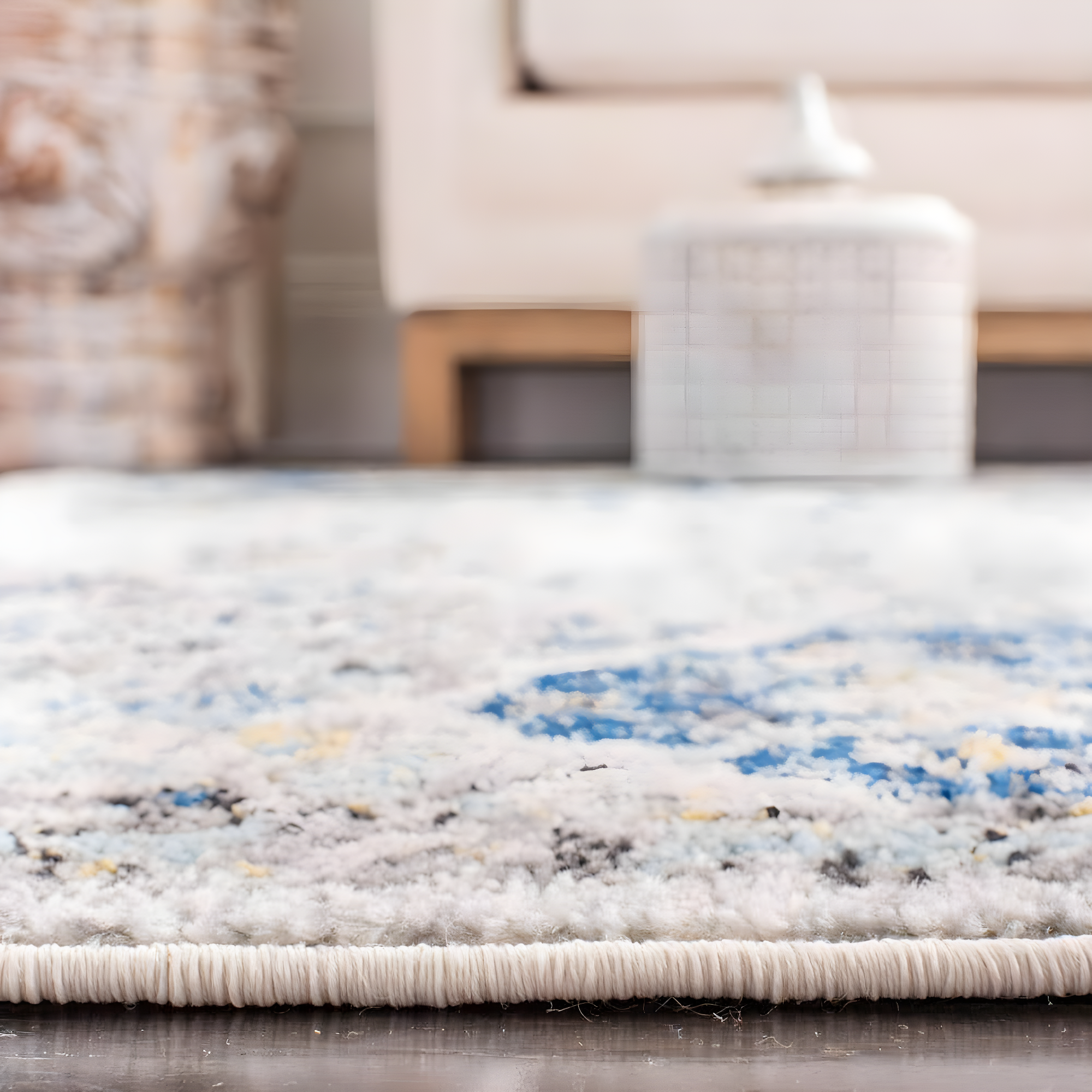 Madison MAD611 Power Loomed Indoor Area Rug - Ivory/Aqua - 6'7"x9'2" - Safavieh