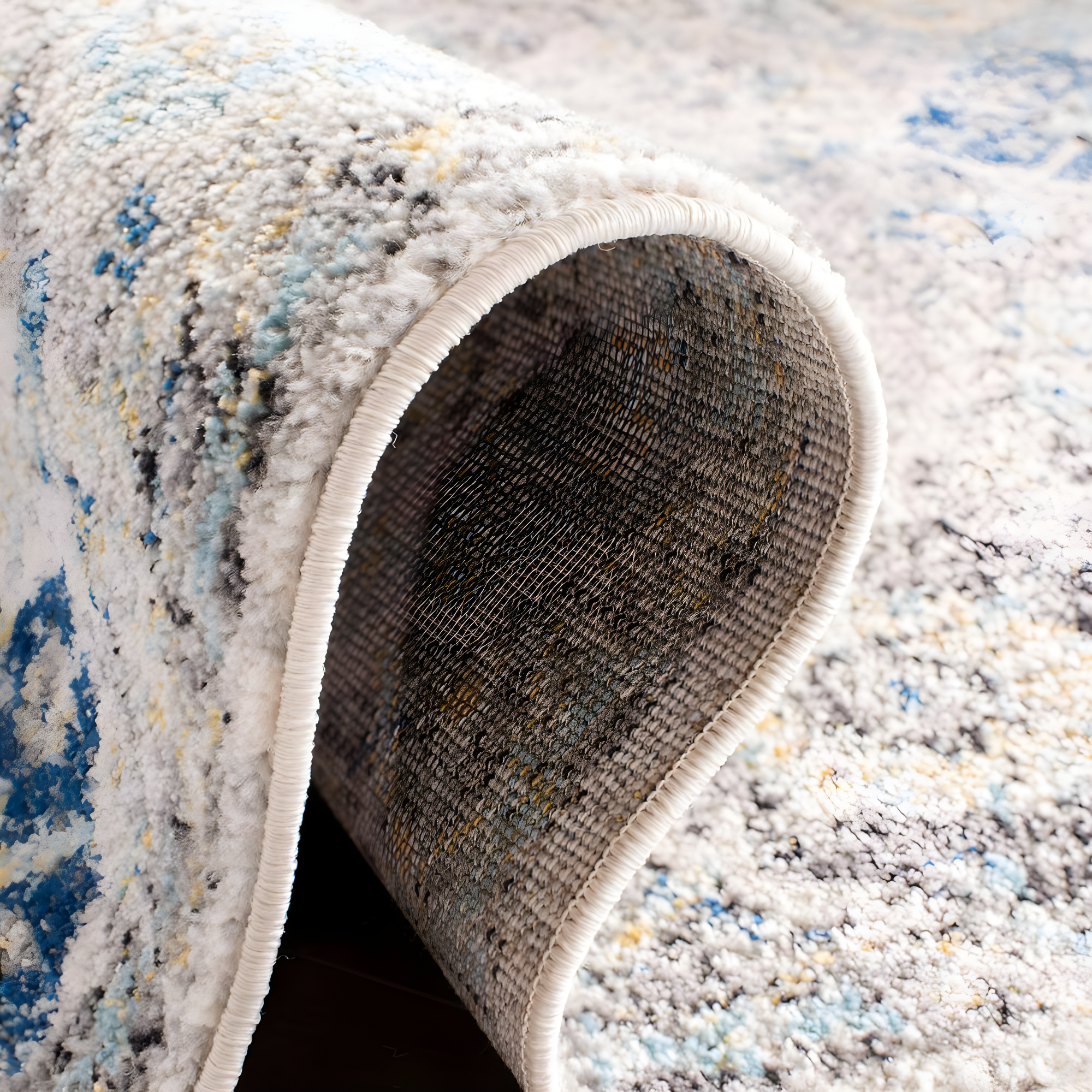 Madison MAD611 Power Loomed Indoor Area Rug - Ivory/Aqua - 6'7"x9'2" - Safavieh