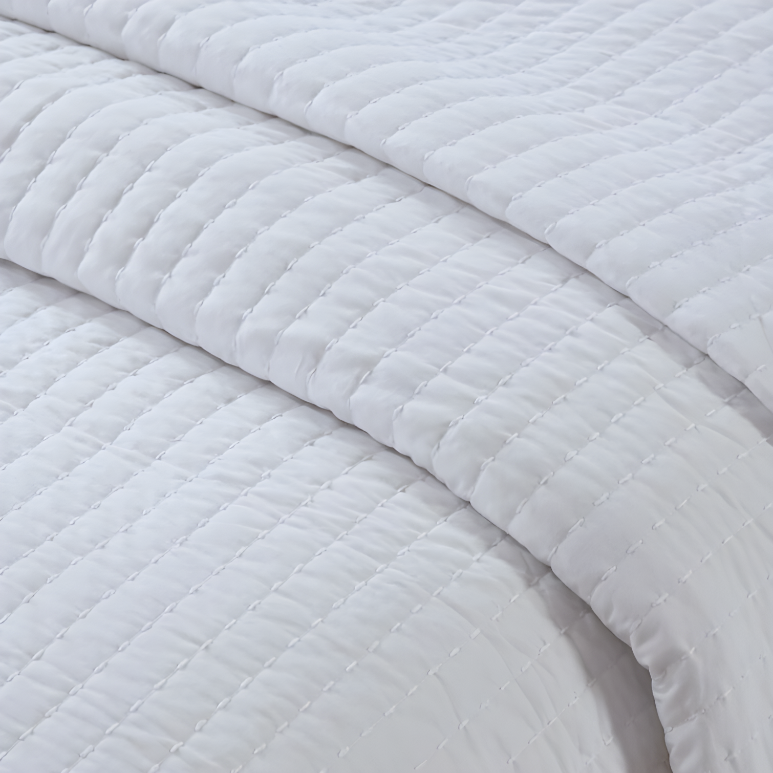 Madison Park Barwick Reversible Solid 3 Piece Quilt Set