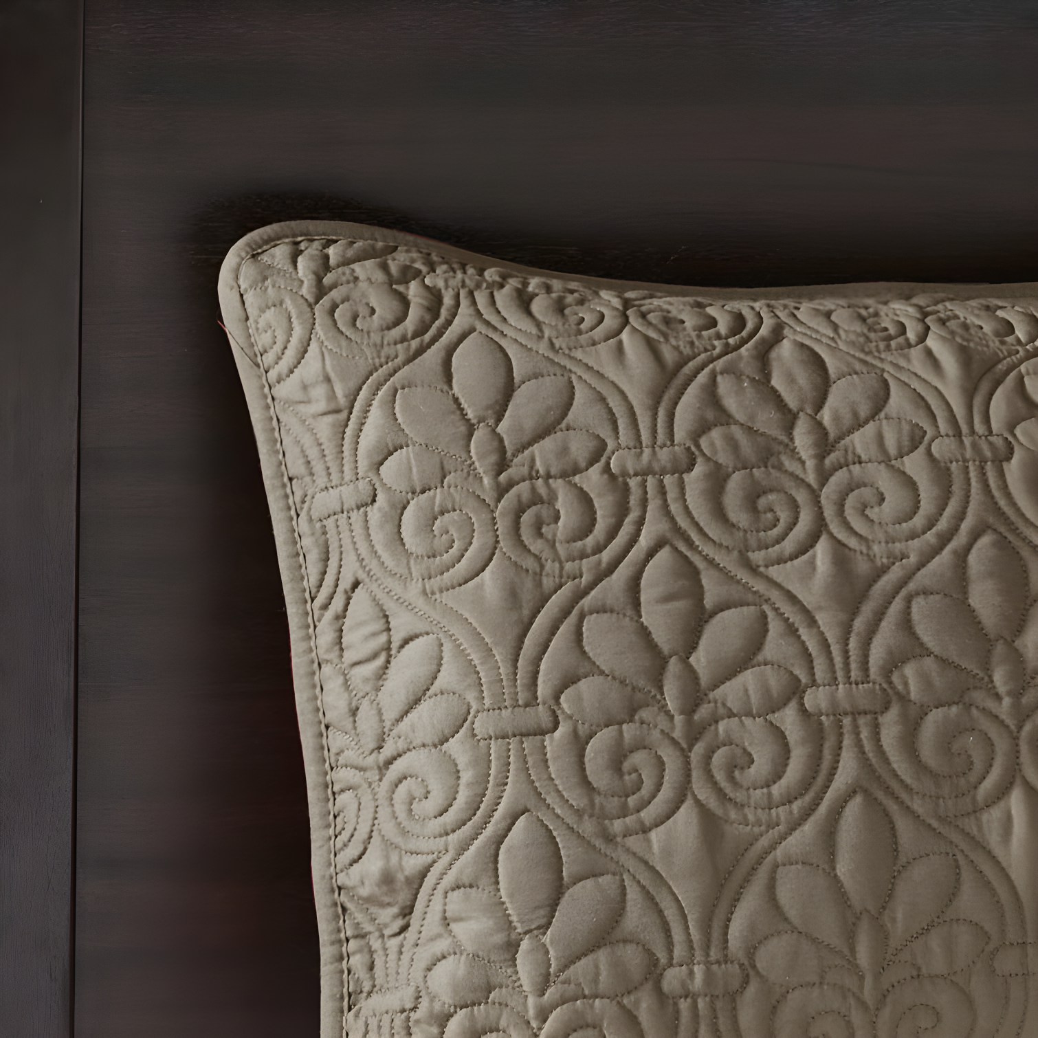Quebec Reversible Bedspread Set