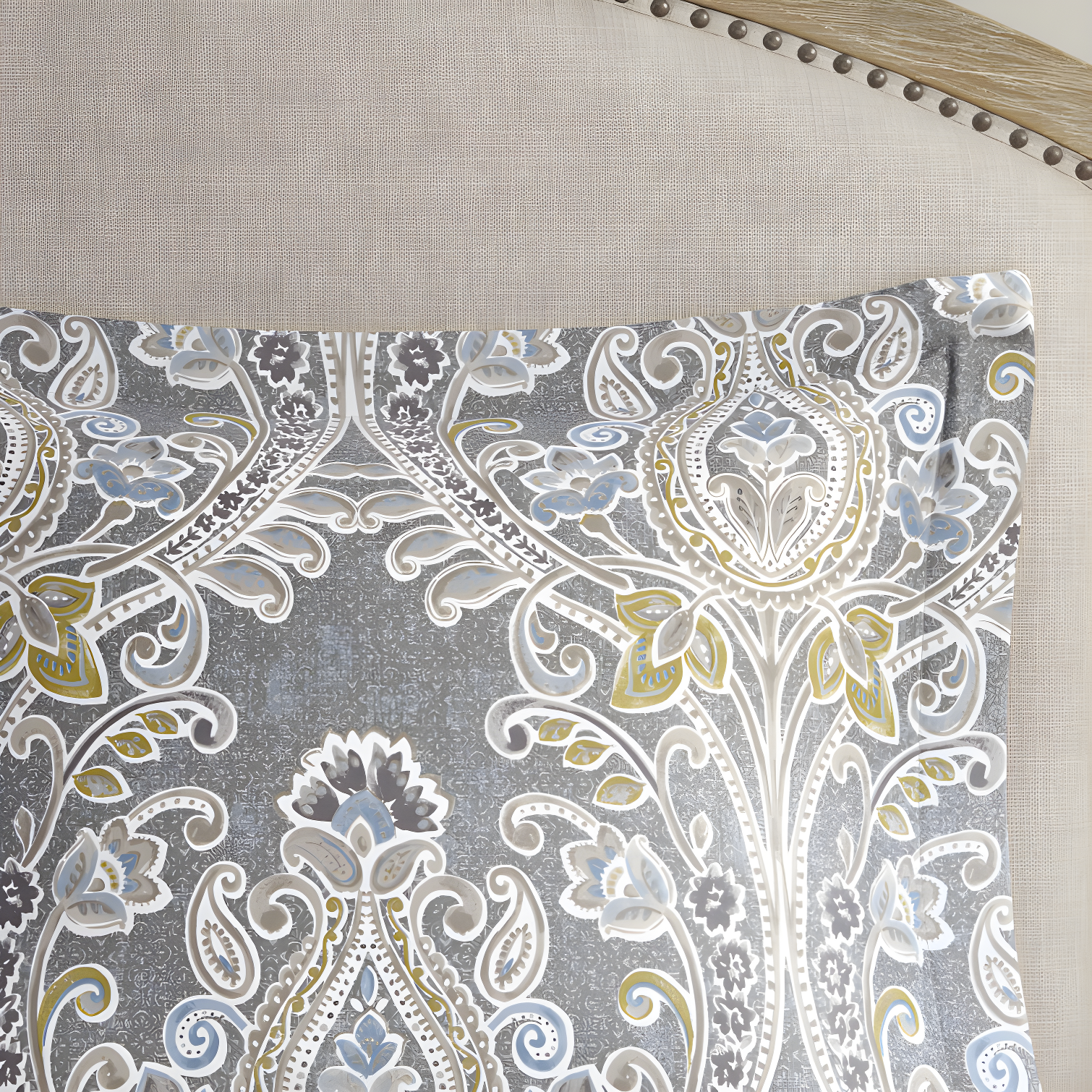 Harbor House Hallie Gray Traditional 6 Piece 100% Cotton Comforter Set
