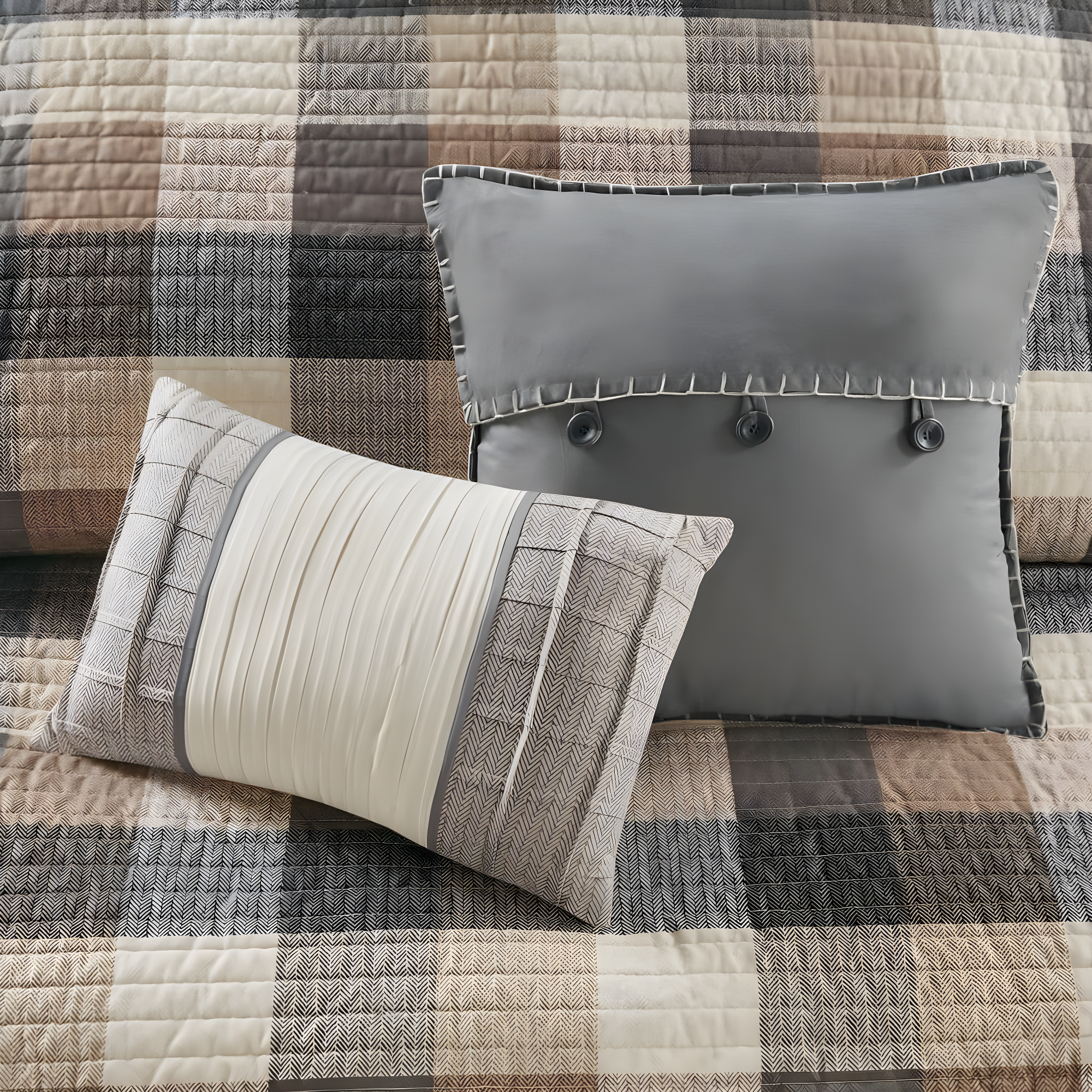 Madison Park Ridge 6 Piece Printed Herringbone Quilt Set with Throw Pillows