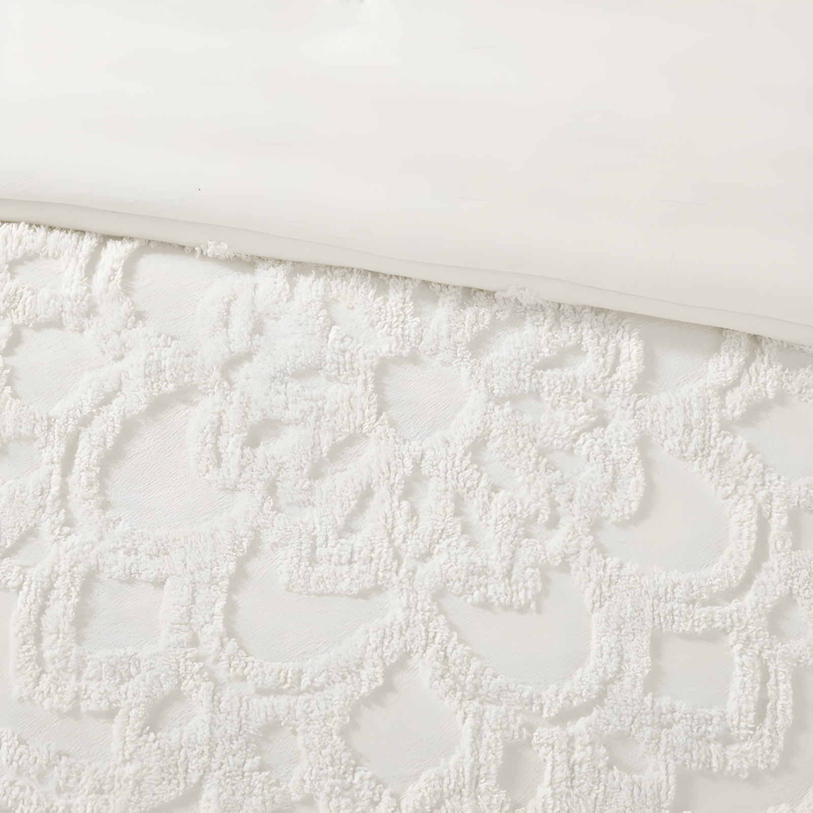 Laetitia Tufted Chenille Cotton Medallion Fringe Coverlet Set
