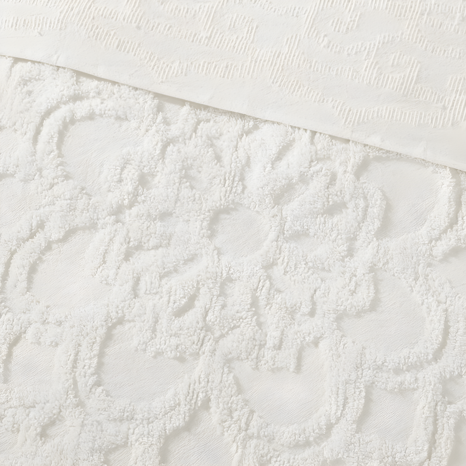 Laetitia Tufted Chenille Cotton Medallion Fringe Coverlet Set