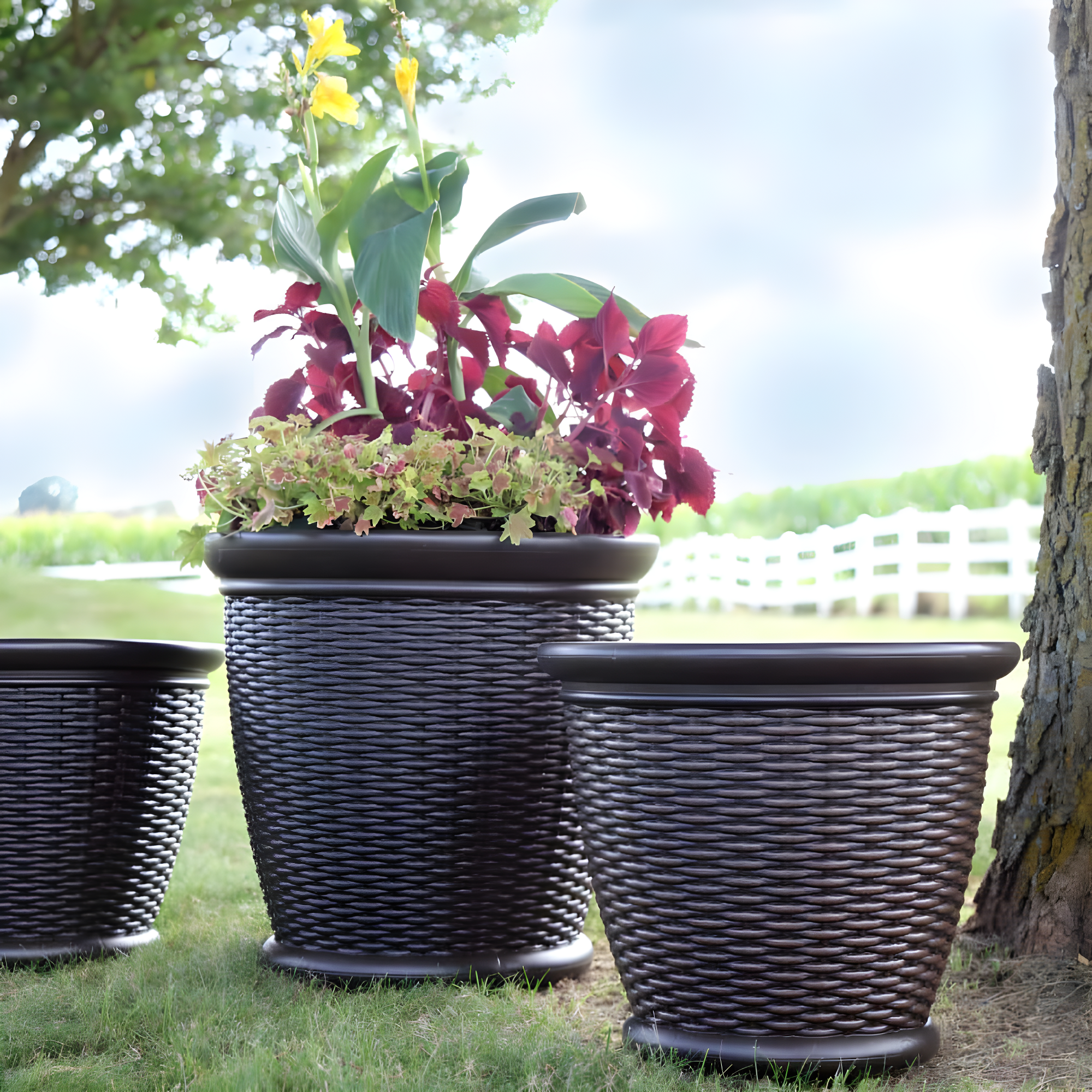 Suncast Pot Planter (Set of 2)