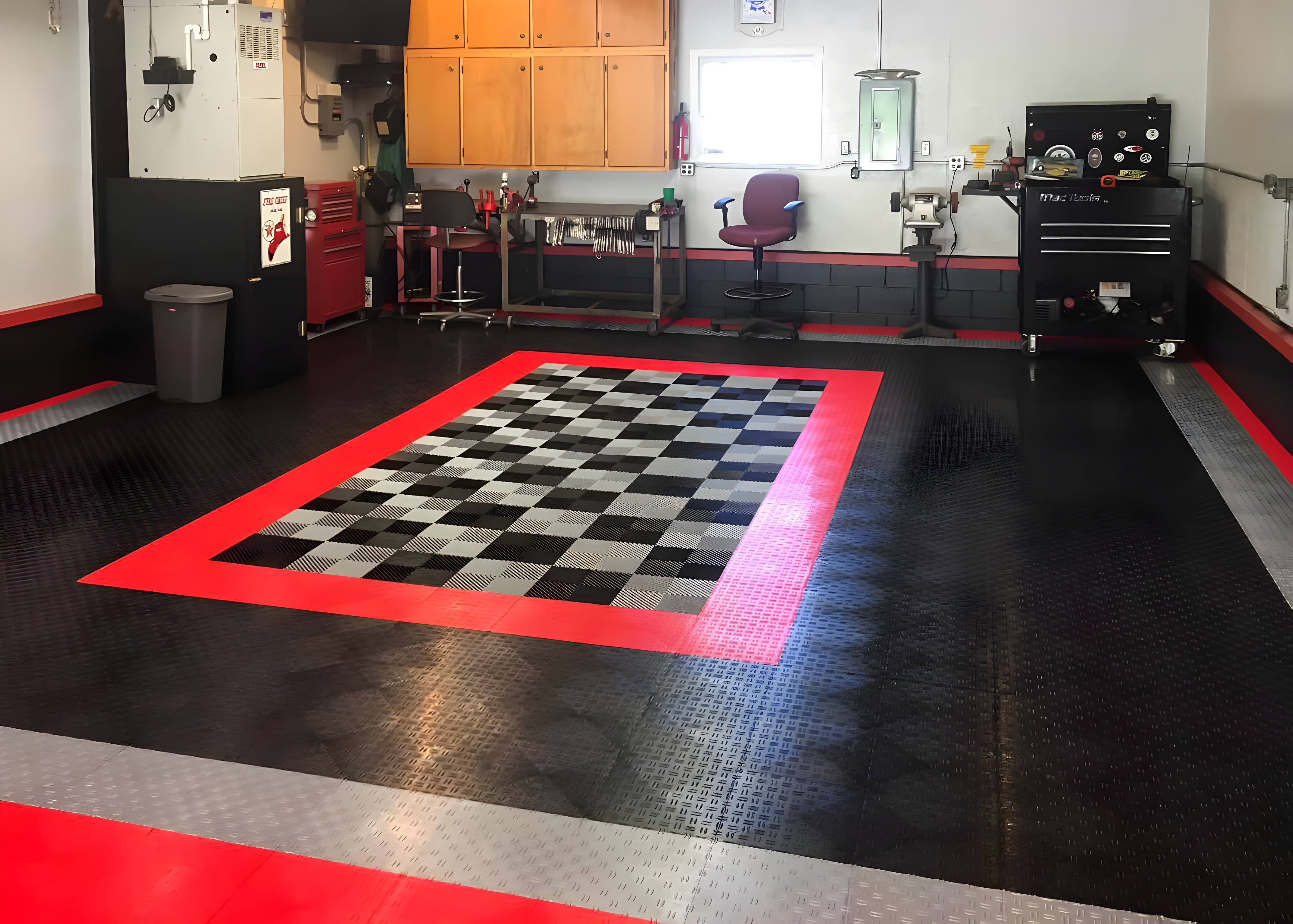 Diamond MotorDeck 12'' W x 12'' L Garage Flooring Tiles in Black