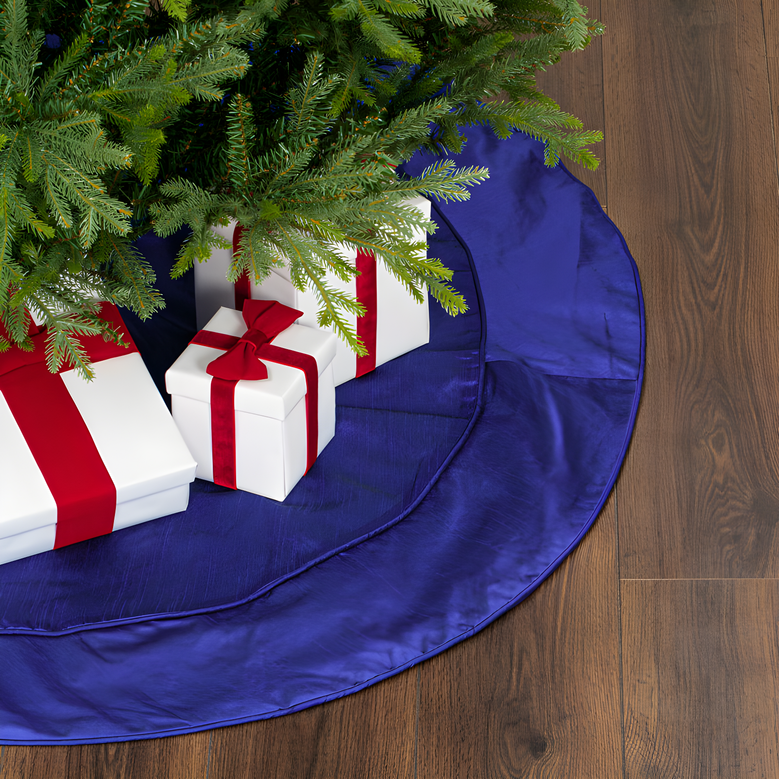 The Holiday Aisle® Sariyah 54" Colorway Tree skirt