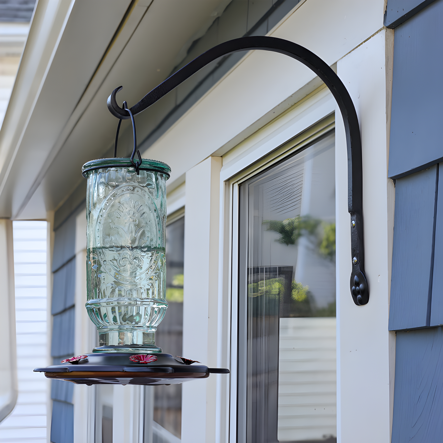 ACHLA Metal Bracket Plant Stand (Set of 2)