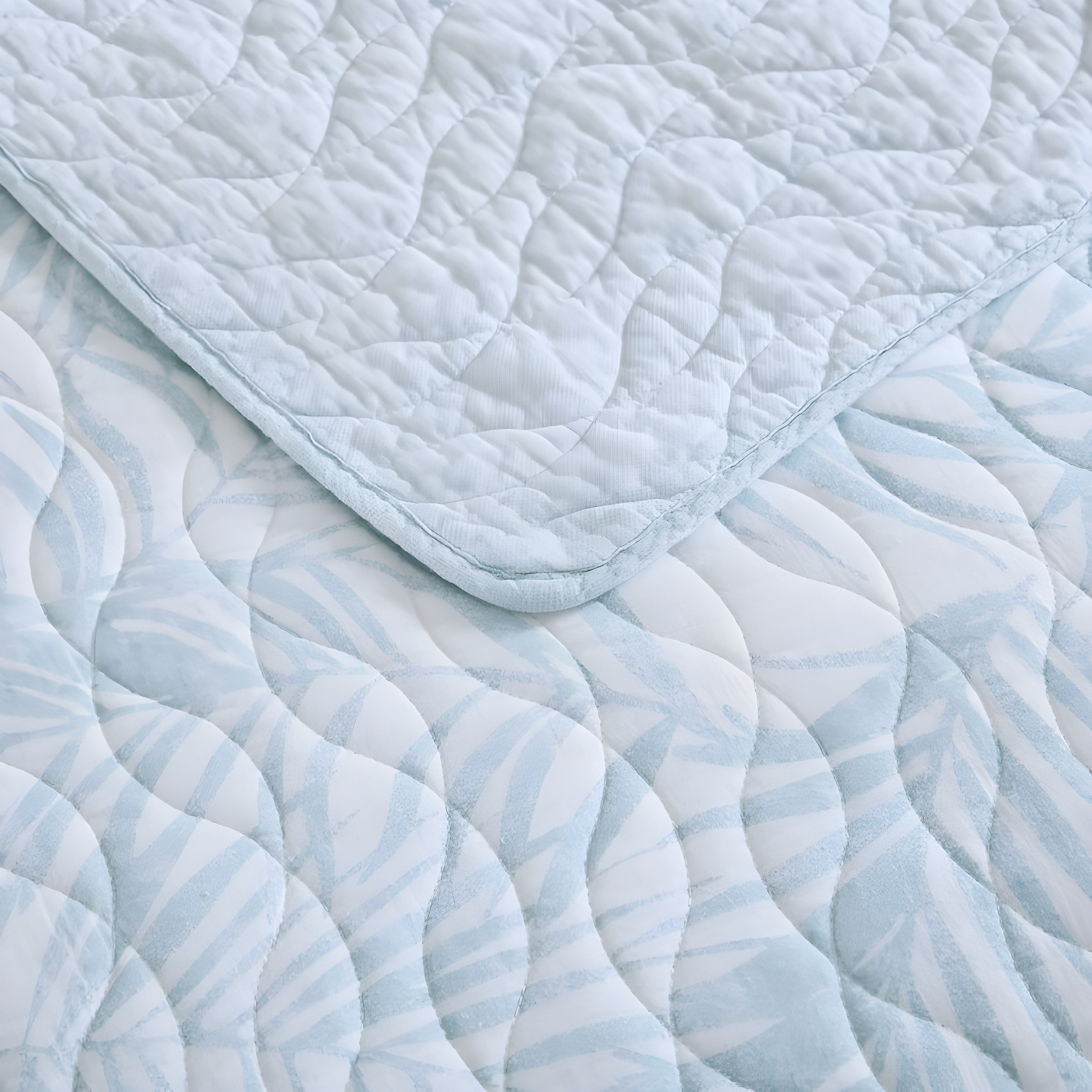 Tommy Bahama Home Tommy Bahama Palmday Cotton Reversible Quilt Set