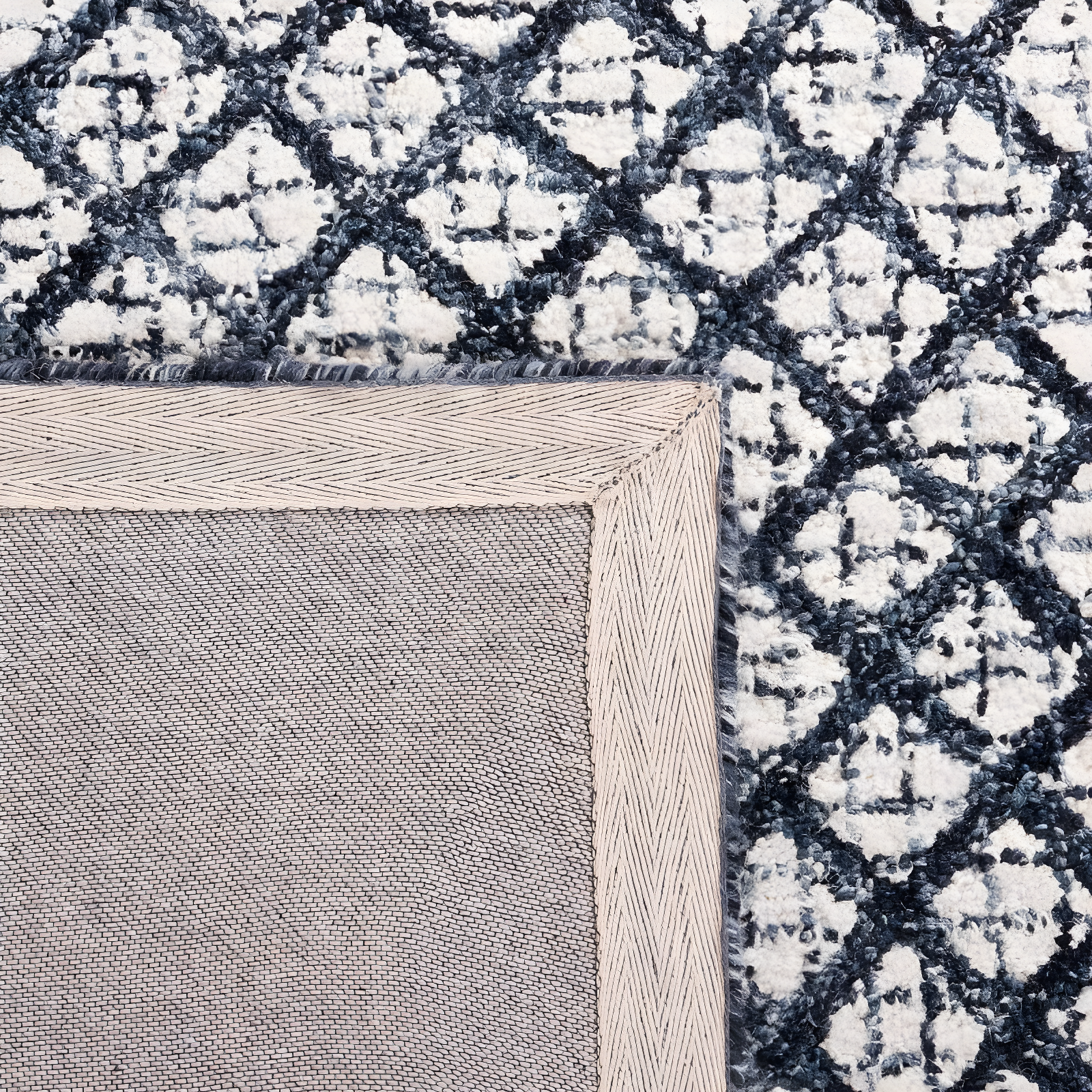 Abstract ABT203 Handmade Indoor Area Rug - Ivory/Navy - 6'x9' - Safavieh