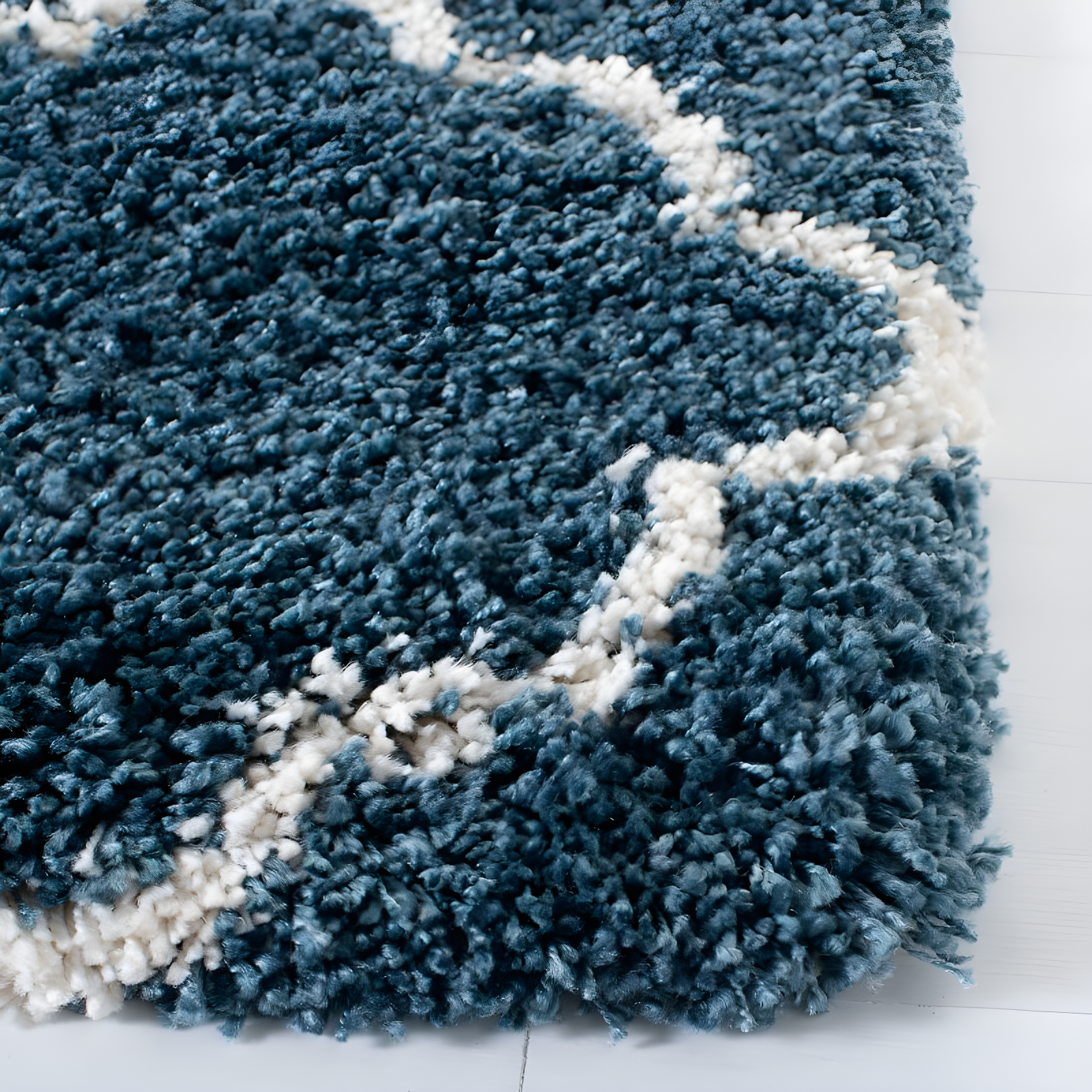Hudson Shag SGH282 Power Loomed Indoor Area Rug - Slate Blue/Ivory - 4'x6' - Safavieh.