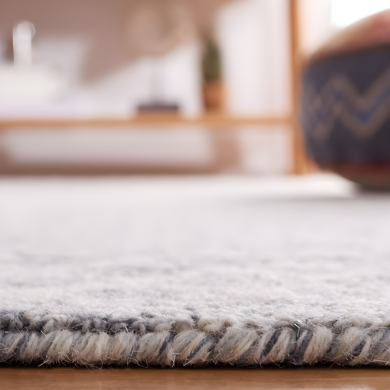 Abstract ABT203 Handmade Indoor Area Rug - Grey/Ivory - 5'x8' - Safavieh