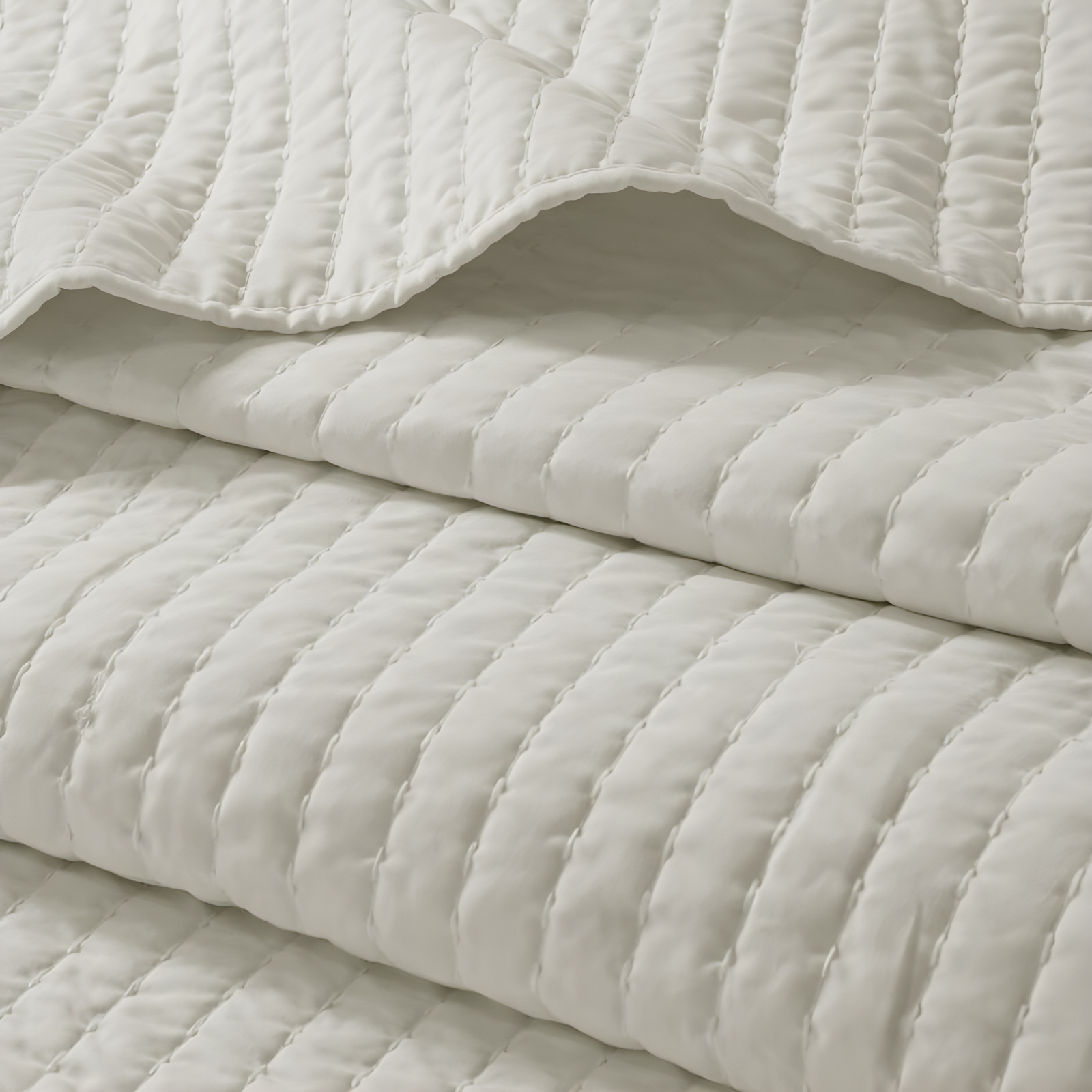 Madison Park Barwick Reversible Solid 3 Piece Quilt Set