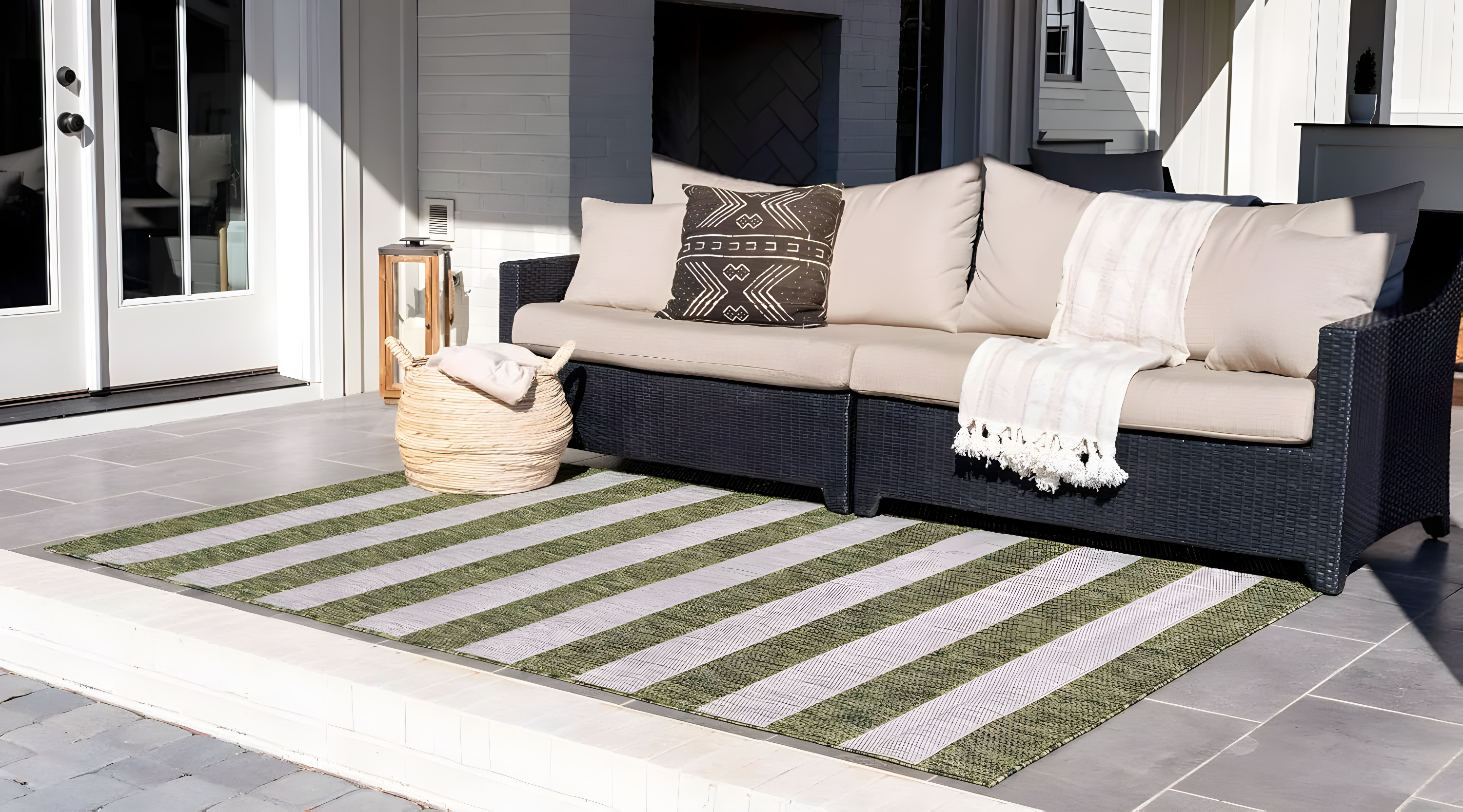 Unique Loom 7' 1 x 10' 0 Rectangle Indoor/Outdoor Striped Green Area Rug