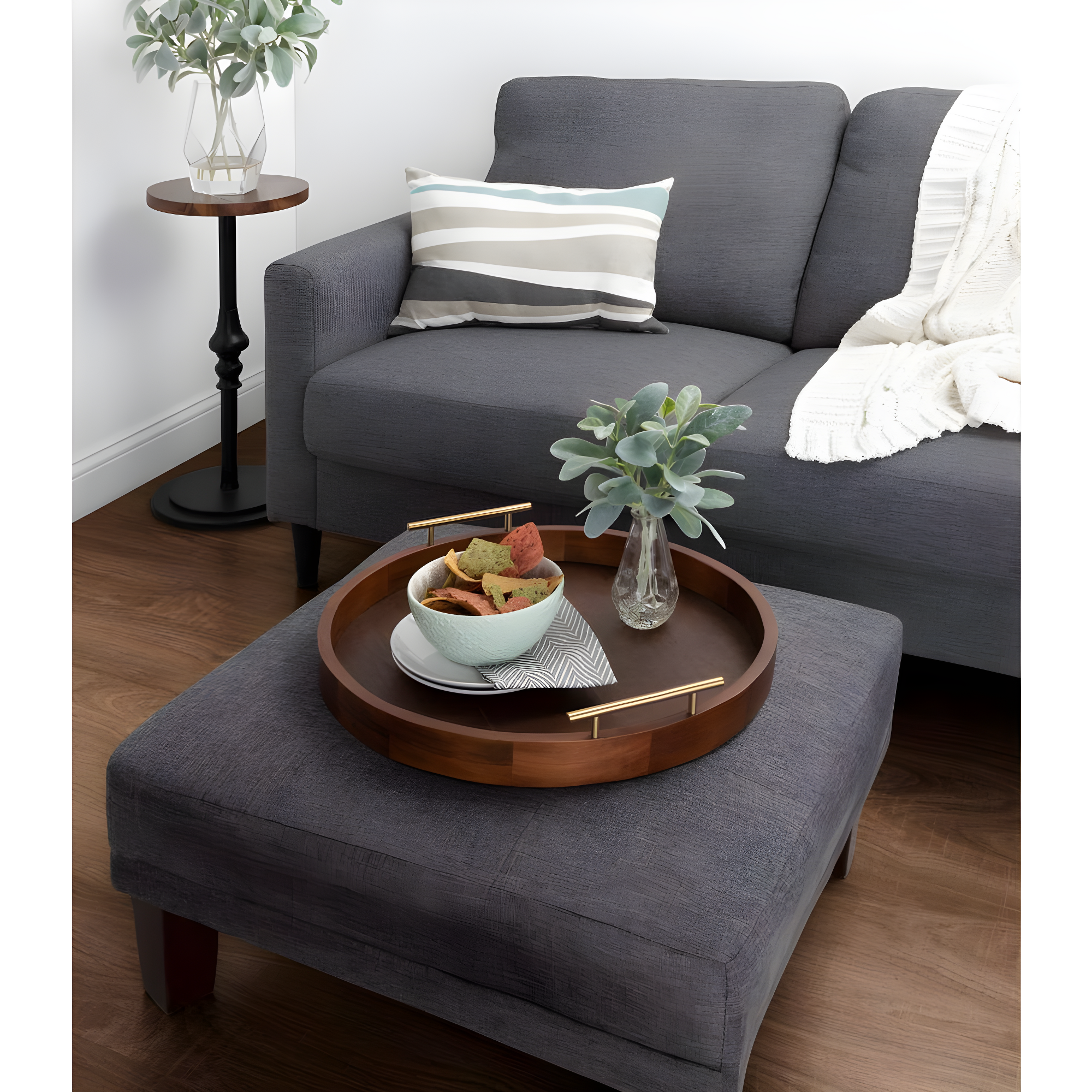 Kate and Laurel Lipton Tray, 18" Diameter, Walnut Brown