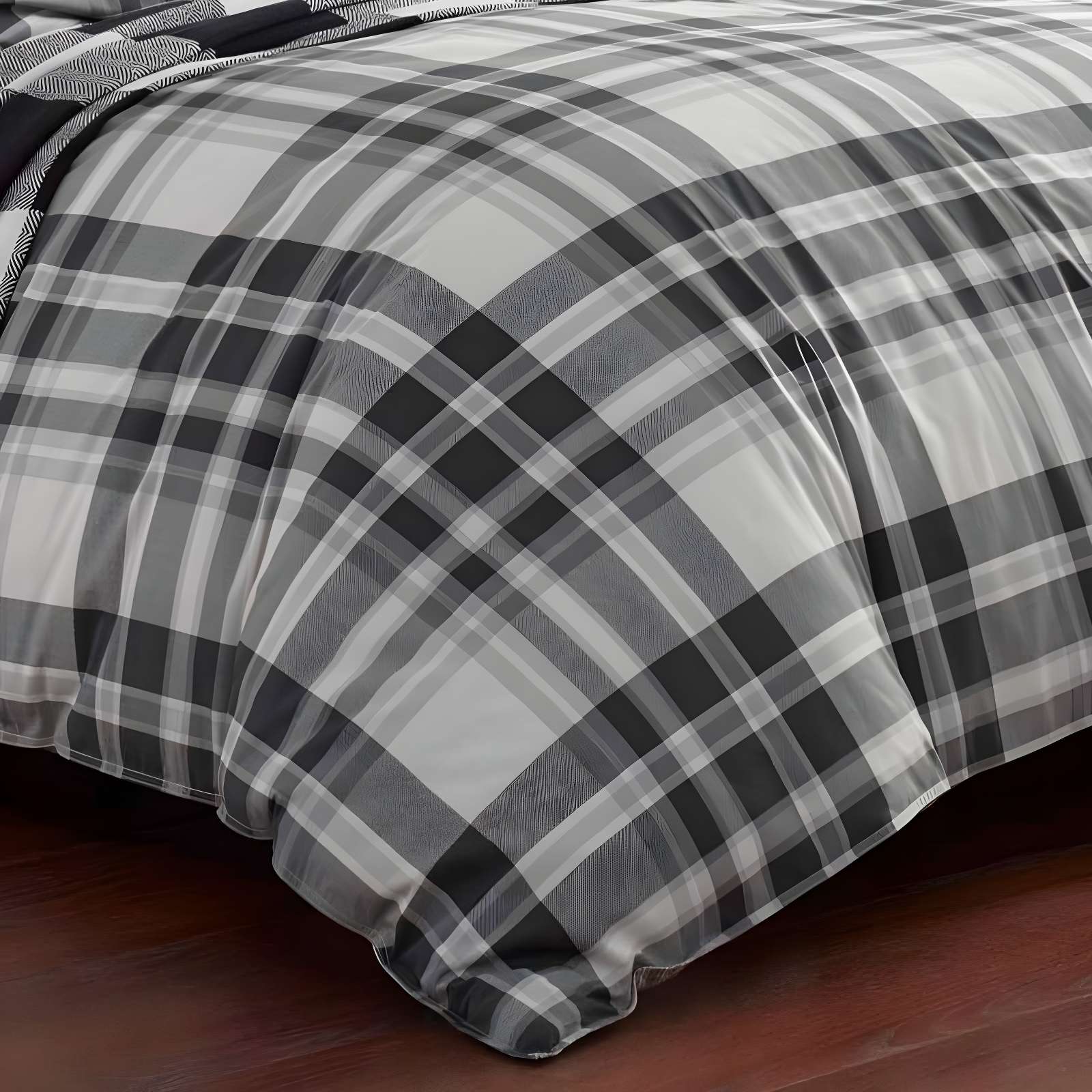 Eddie Bauer Coal Creek Plaid Cotton Comforter Set