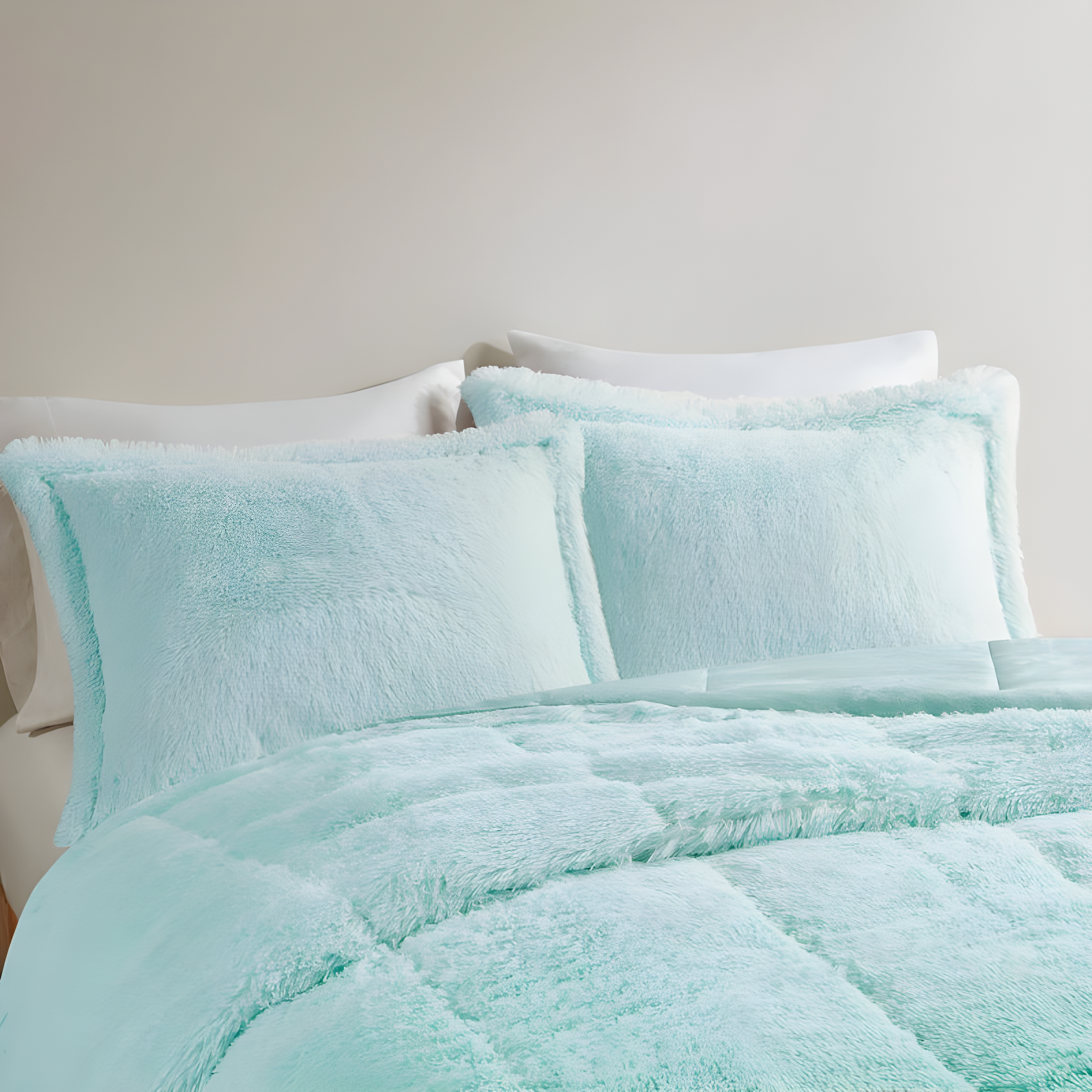 Intelligent Design Brielle Malea Shaggy Faux Fur Comforter Mini Set