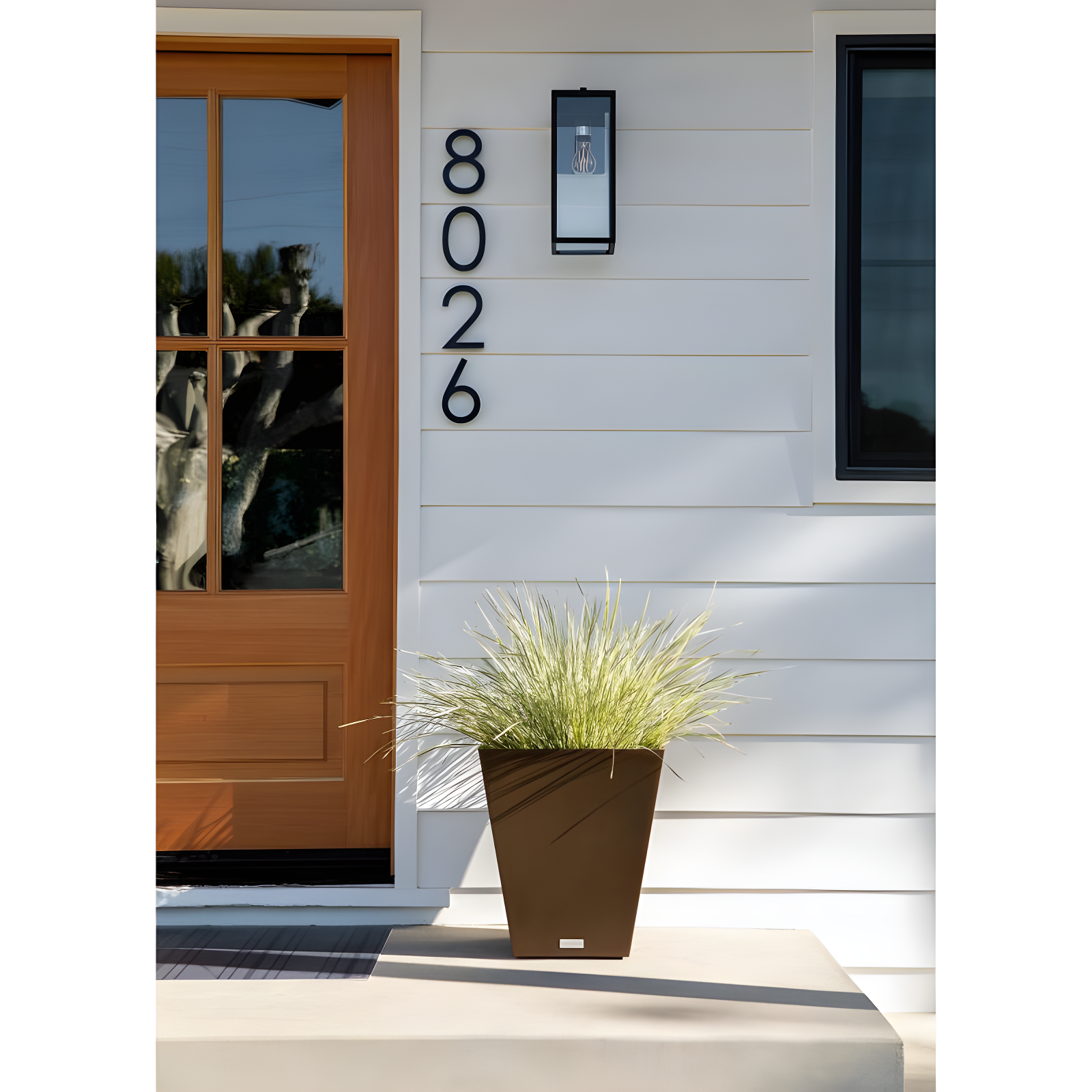 Veradek Pure Series Nobleton 22" Planter (Espresso, 22 inch)