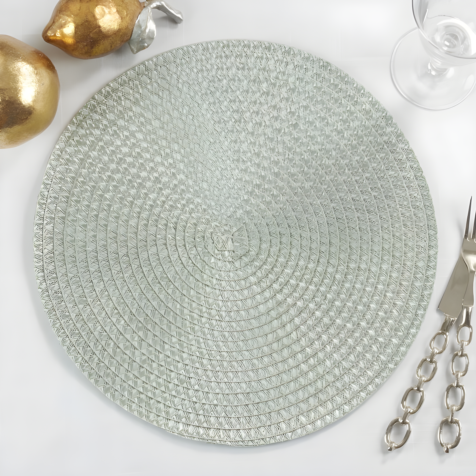 Saro Lifestyle Round Design Table Mats, Mint, (Set of 4 pcs)